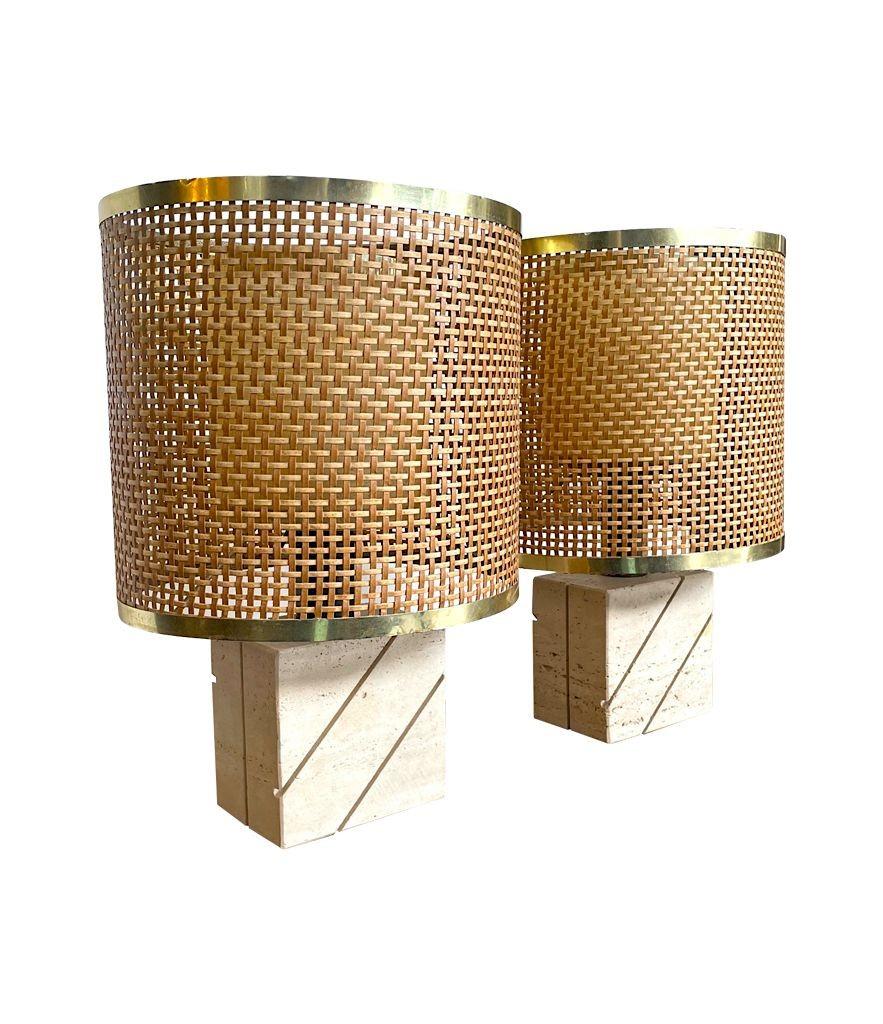 20th Century Pair of Italian 1970s Travertine and Brass Table Lamps by Fratelli Mannelli