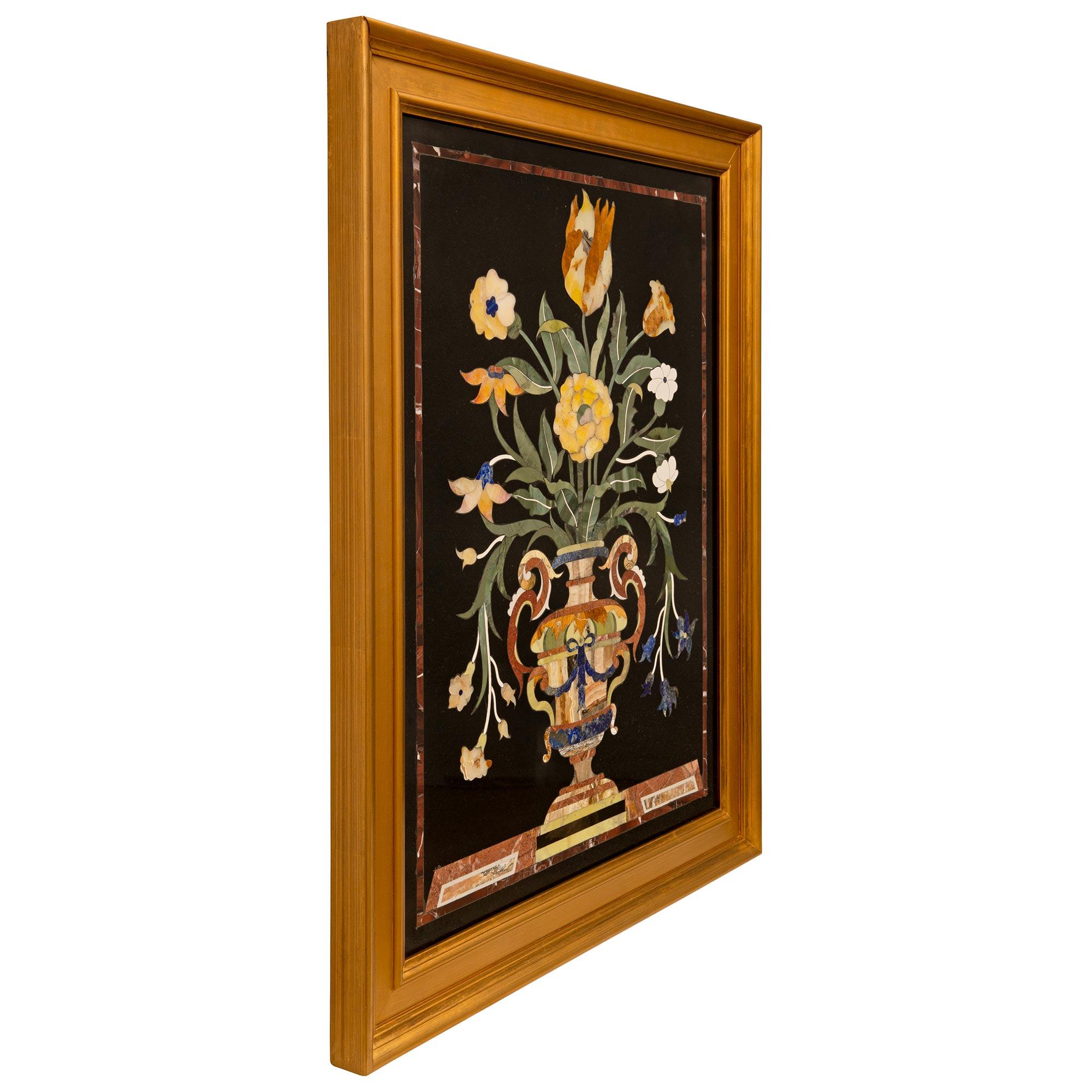 Paar italienische Pietra Dura-Marmortafeln aus dem 19. Jahrhundert (Italienisch) im Angebot