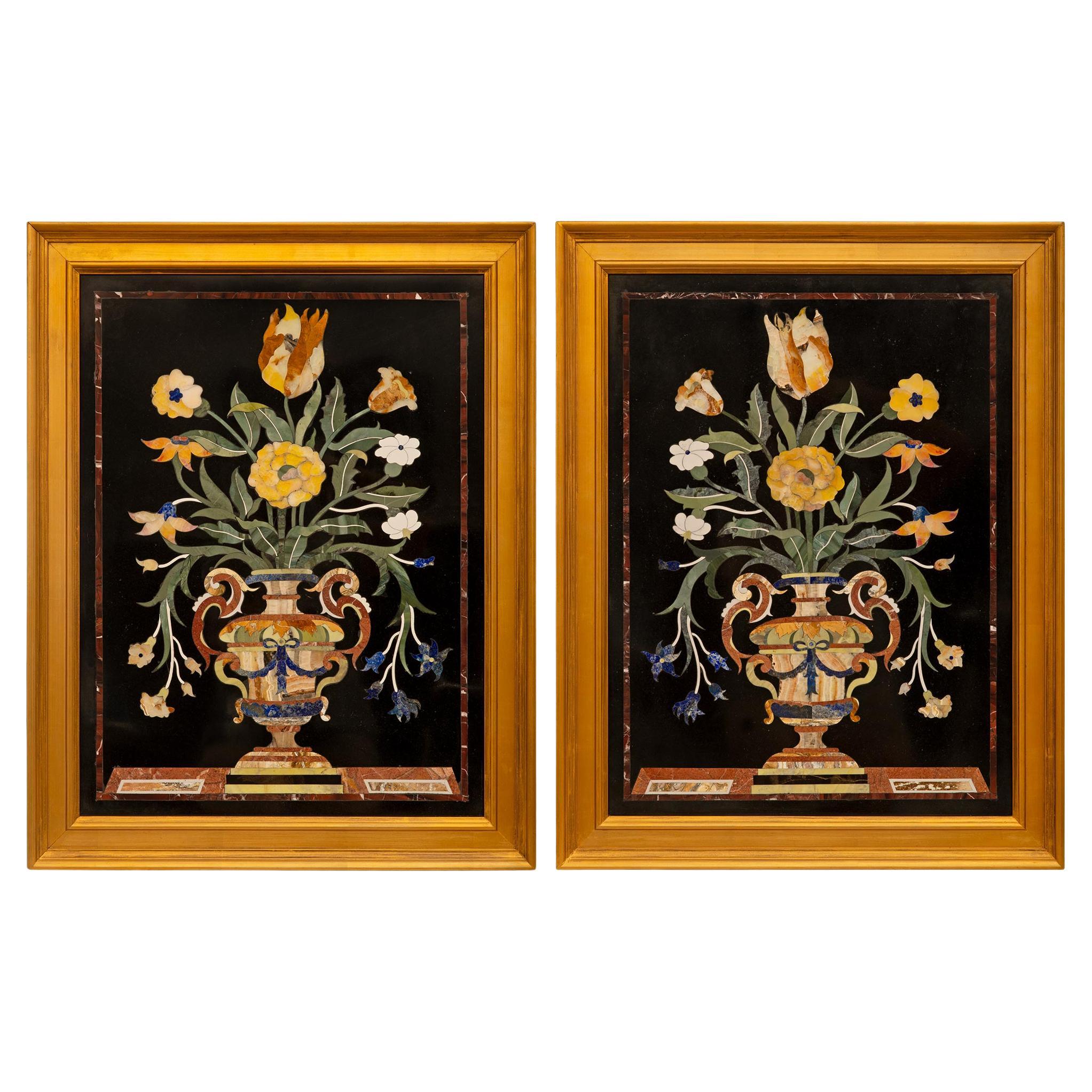 Coppia di targhe in pietra dura italiane del XIX secolo