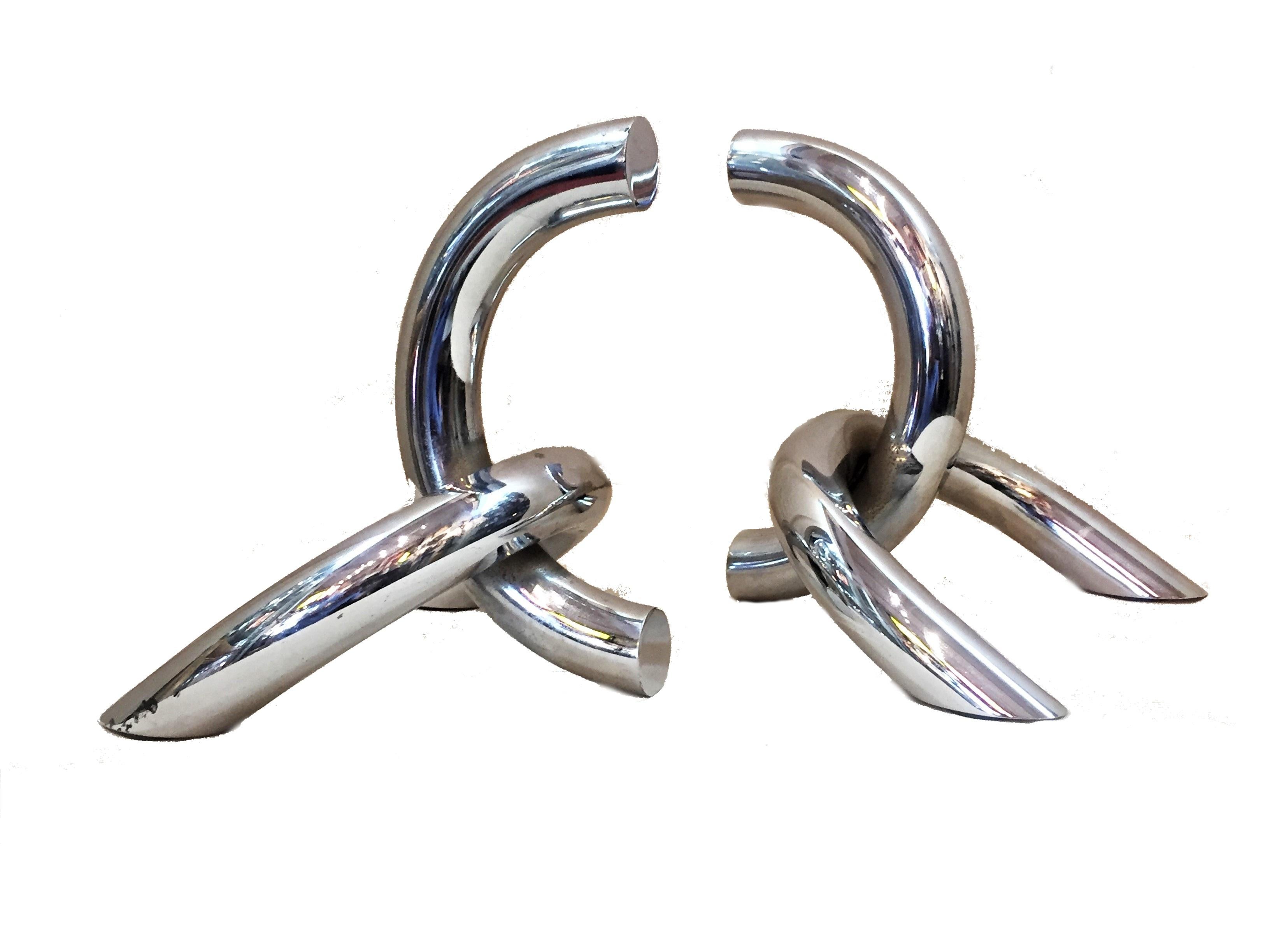 Mid-Century Modern Pair of Italian Architectural Chromed Steel Chain Links Bookends, circa 1970 For Sale