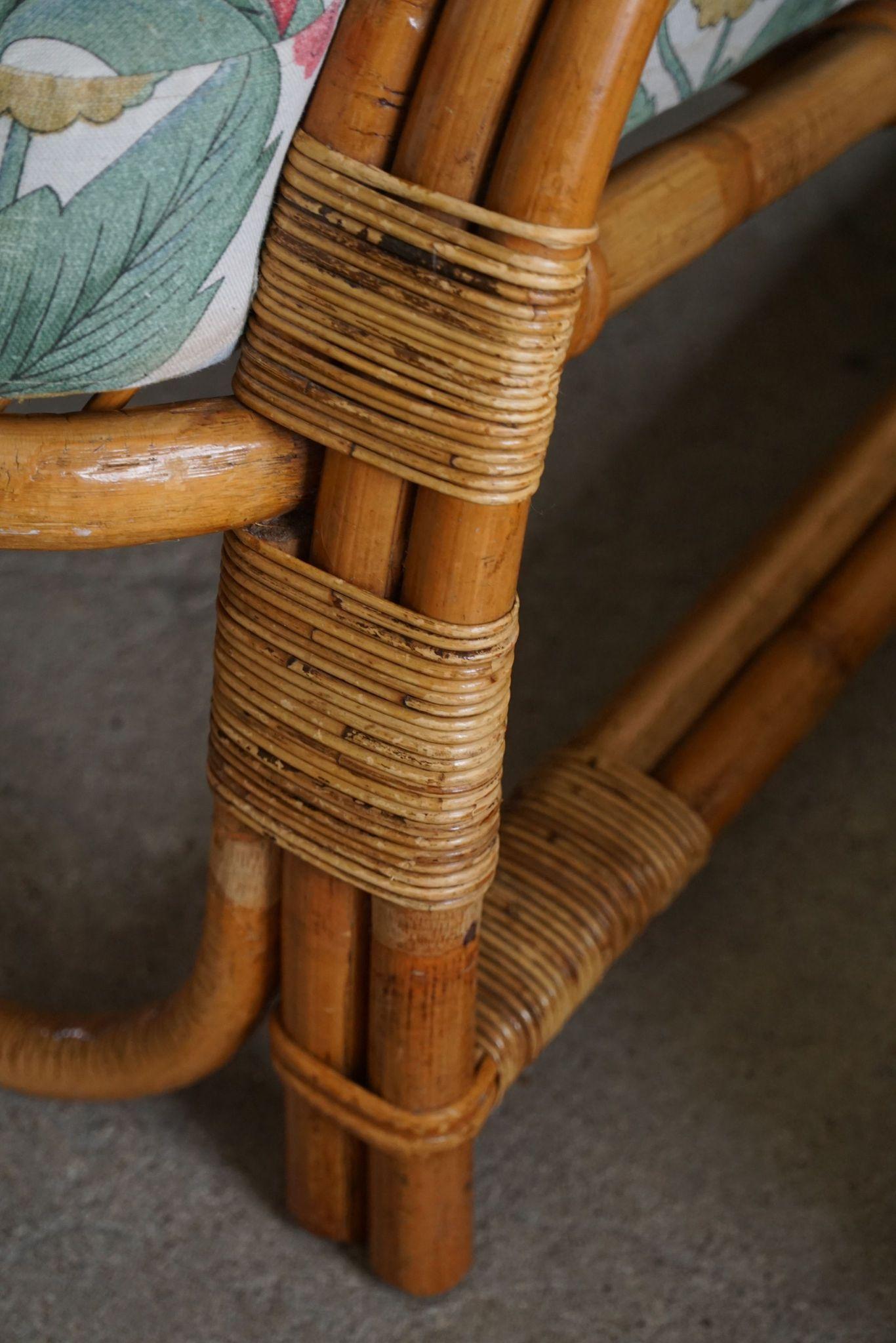 A Pair of Italian Bamboo Lounge Chairs, Mid Century Modern, 1960s 7