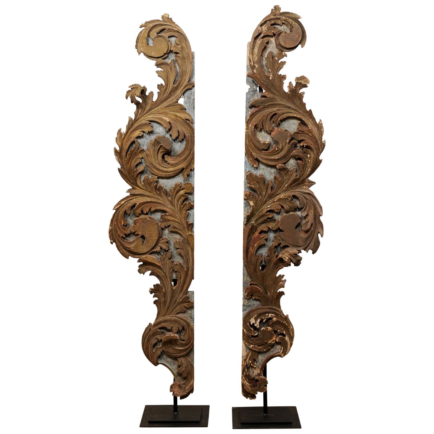 Pair of Italian Carved-Wood Architectural Acanthus Leaf Fragments