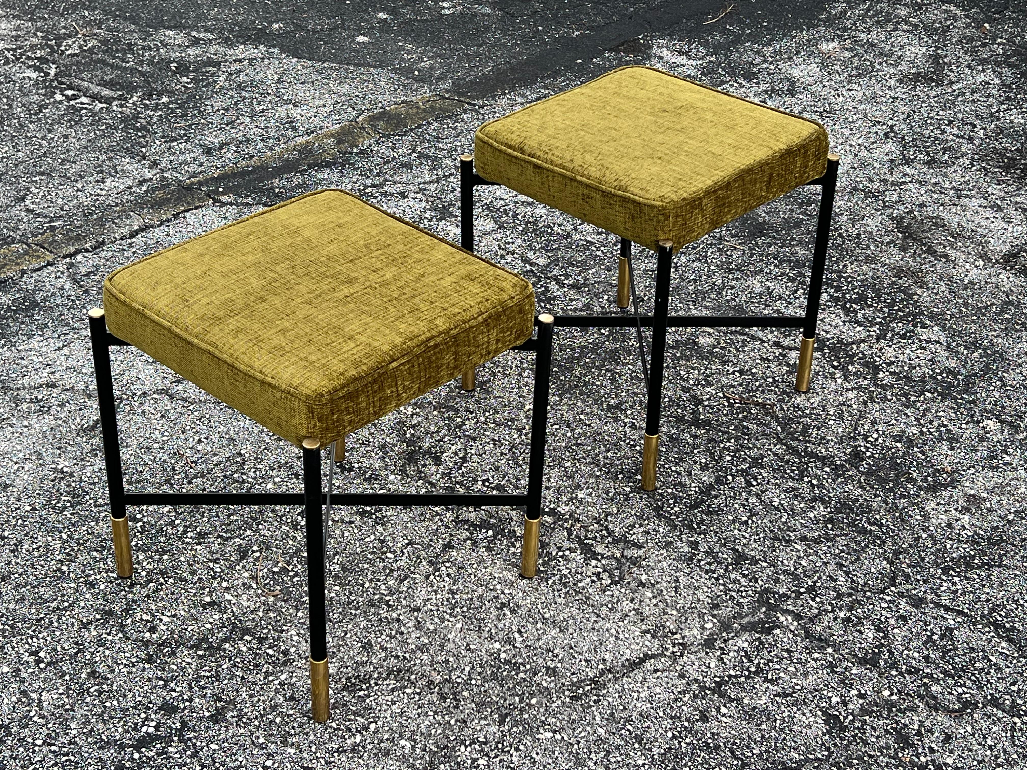A Pair Of Italian Designer Stools Brass And Steel Elegant  Post Modern For Sale 5