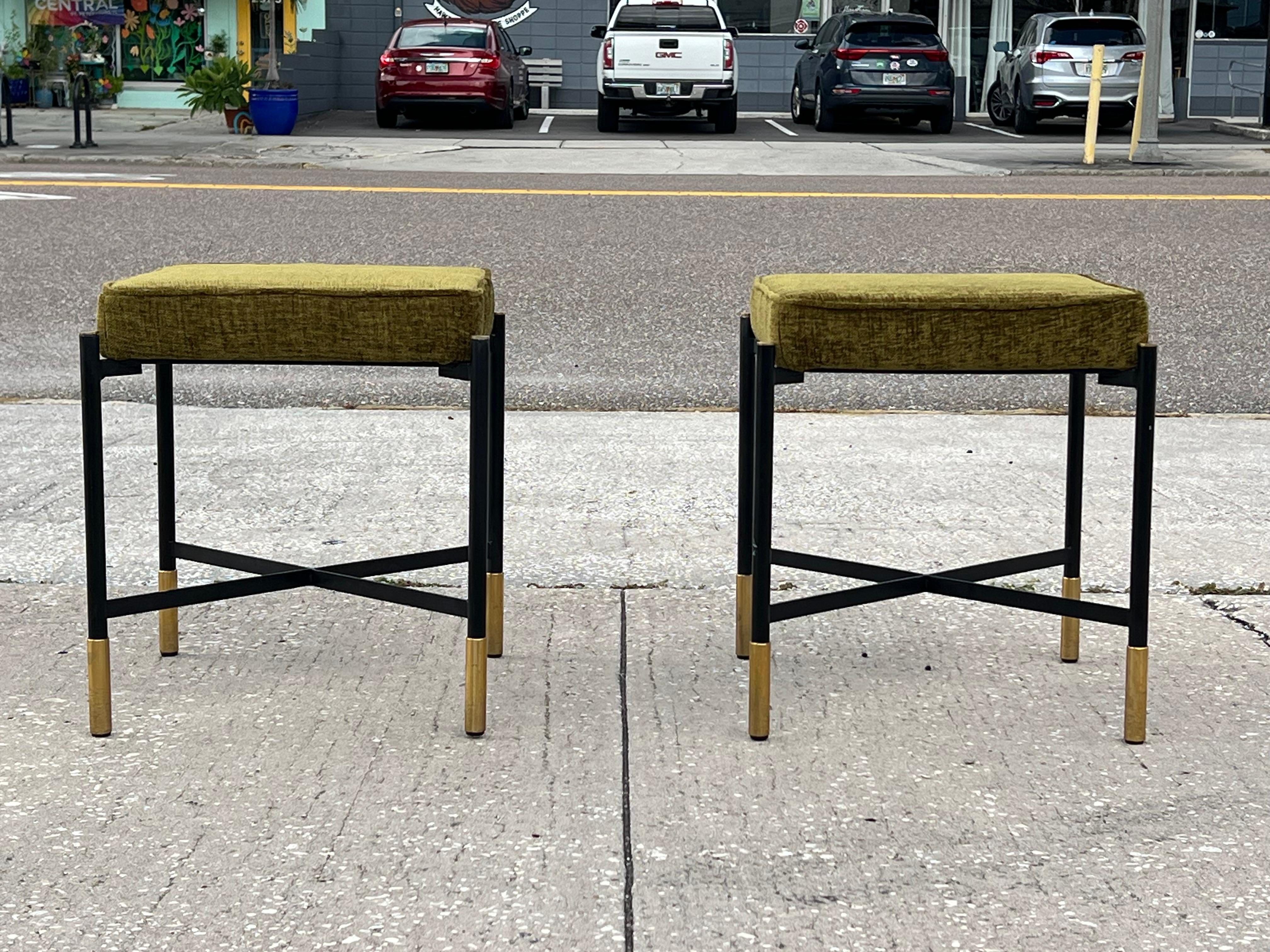 A Pair Of Italian Designer Stools Brass And Steel Elegant  Post Modern For Sale 11