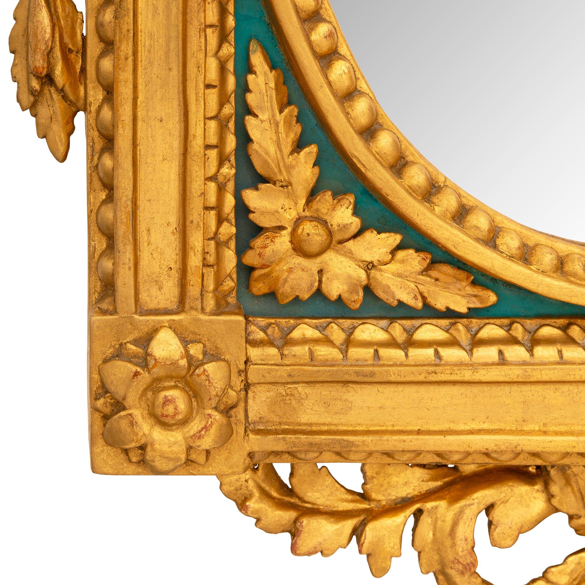 Ein Paar italienische Spiegel aus dem frühen 19. Jahrhundert aus Louis XVI, patiniert und Giltwood im Angebot 1