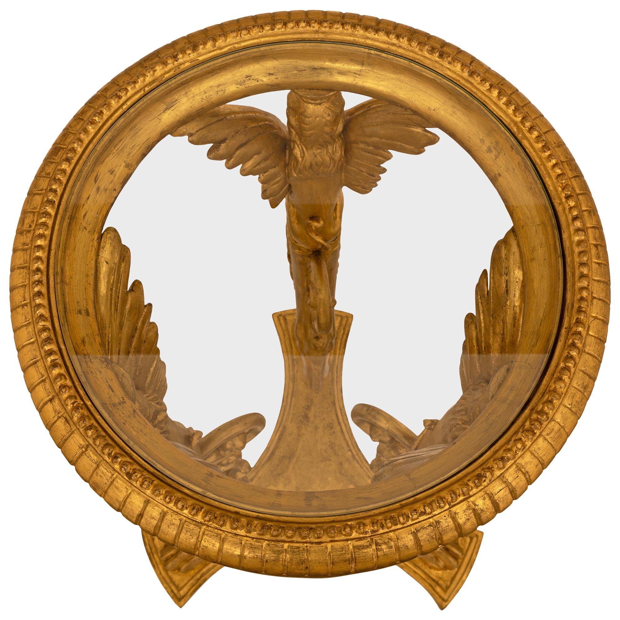 Ein Paar italienischer neoklassizistischer Sockel aus Giltwood und Glas aus dem frühen 19. im Angebot 5