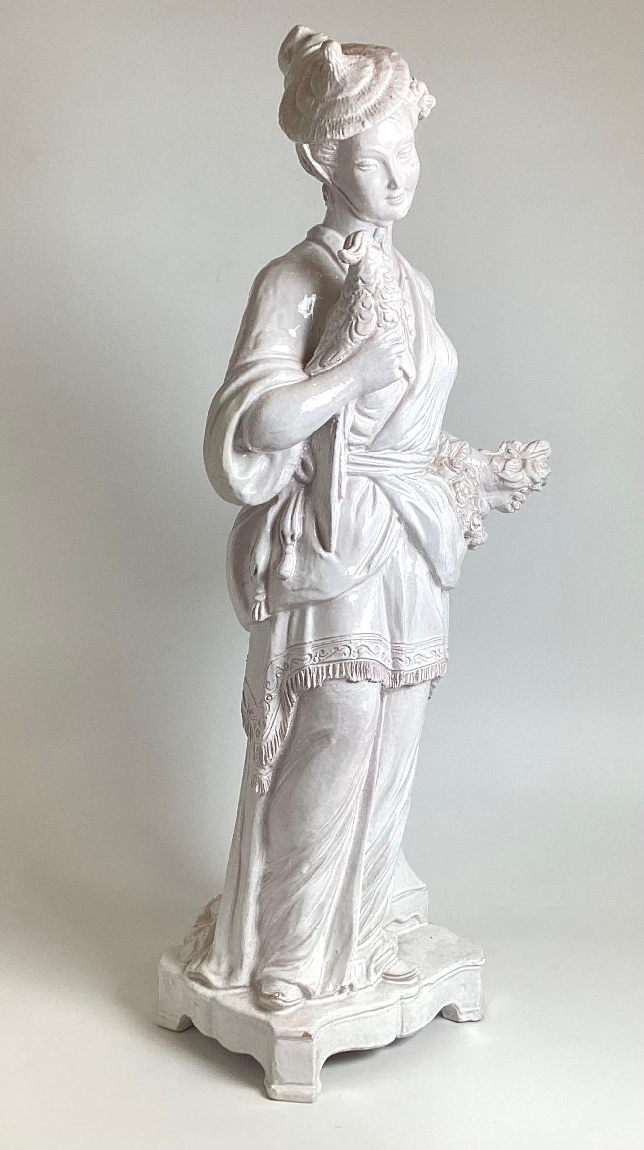 A Pair of Italian Faience Chinoiserie Figures, Mid 20th Century For Sale 1