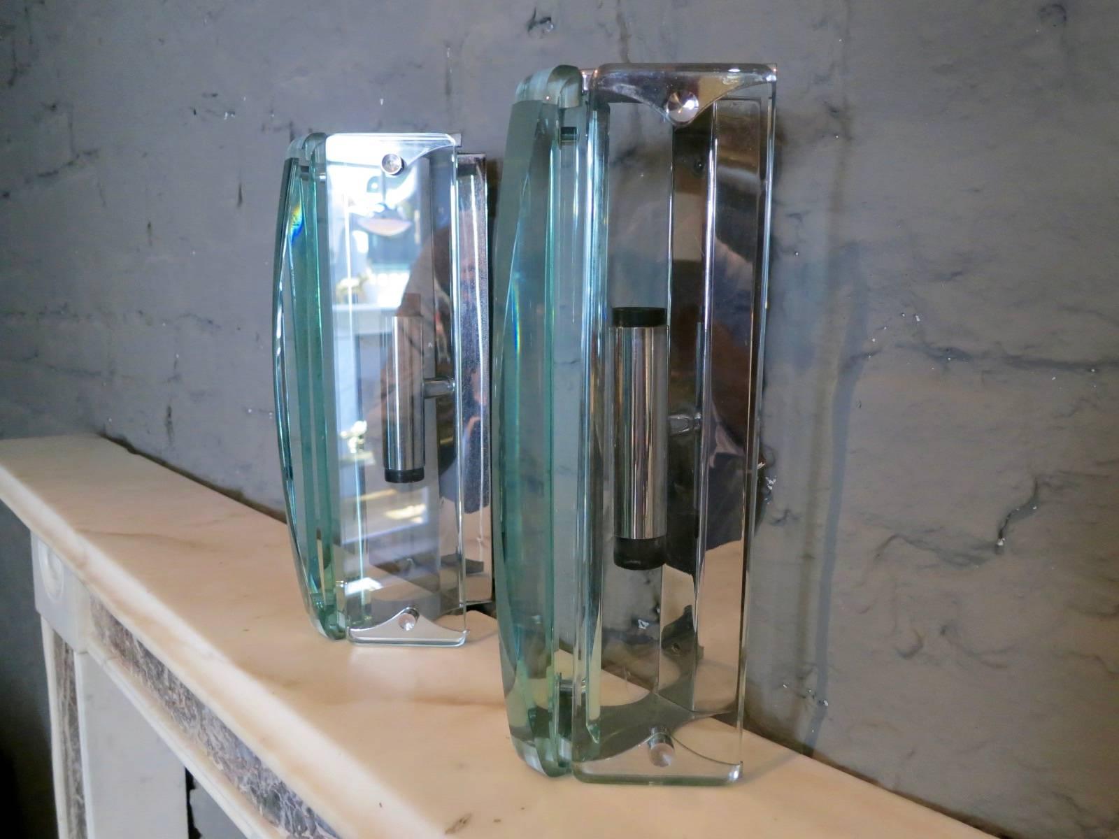 Pair of Italian Glass Wall Sconces In Good Condition In London, GB