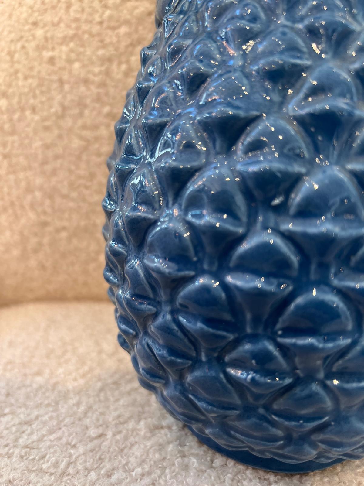 20ième siècle Paire de lampes ananas en céramique émaillée italienne en vente