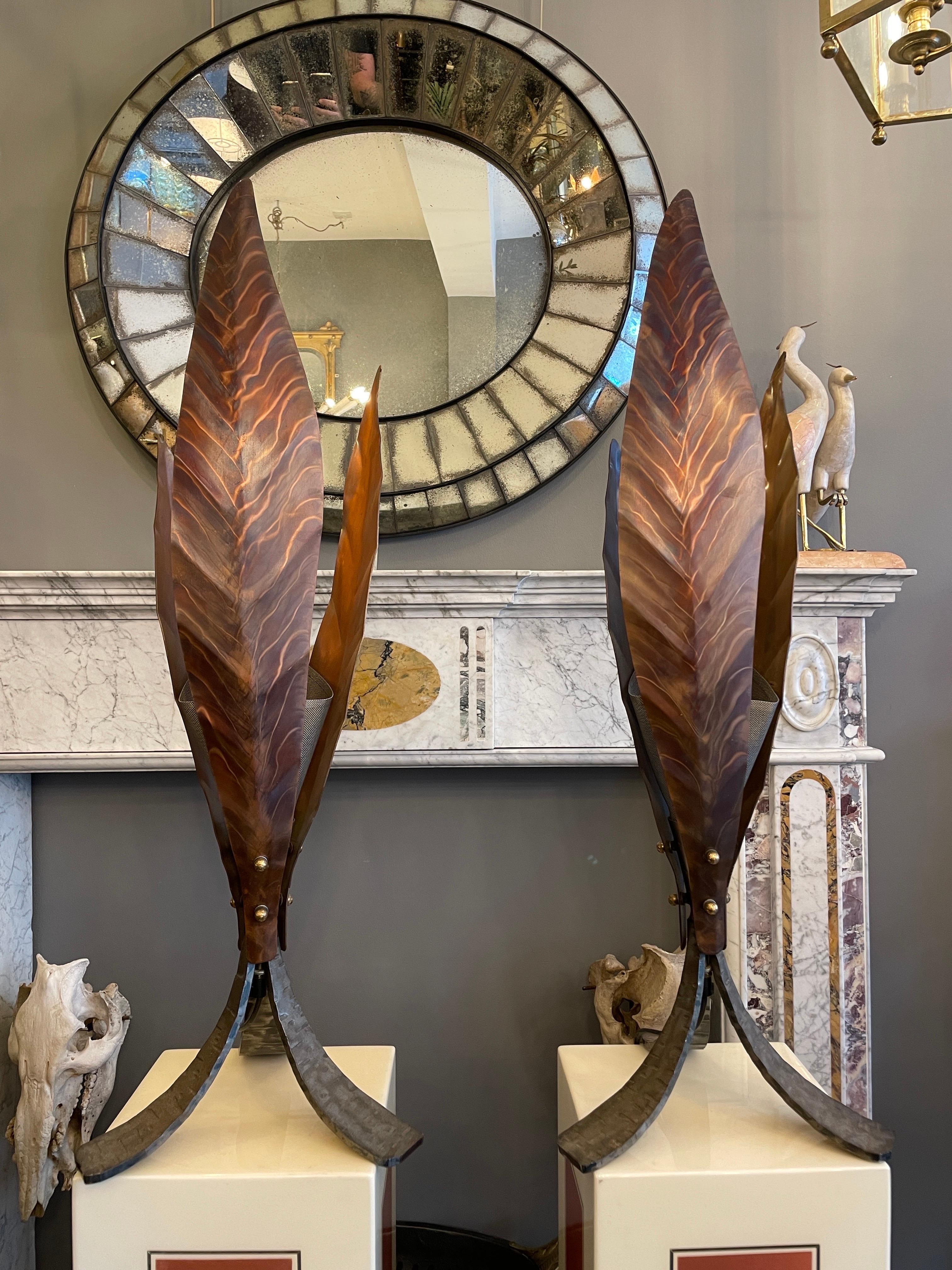 Pair of Italian Large Brass Leaf Table Lamps For Sale 3