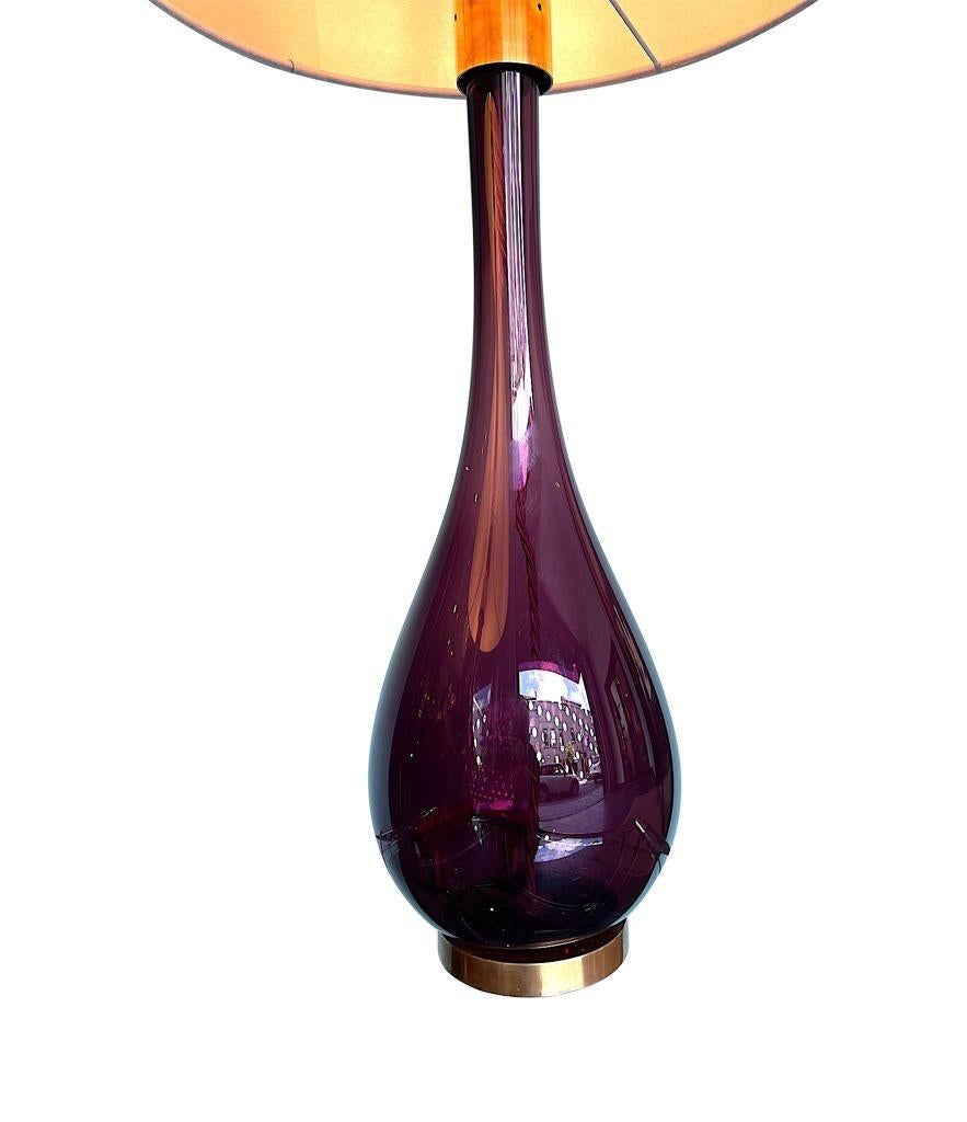 A pair of Italian large purple Murano glass and brass teardrop shaped lamps For Sale 6