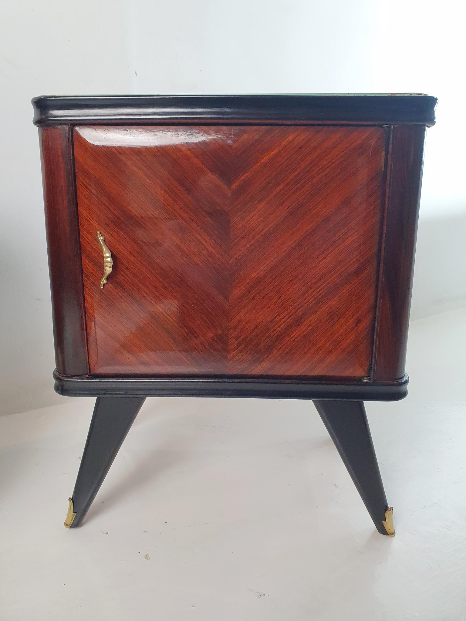 Mid-Century Modern A Pair of Italian Mid Century Nightstands For Sale