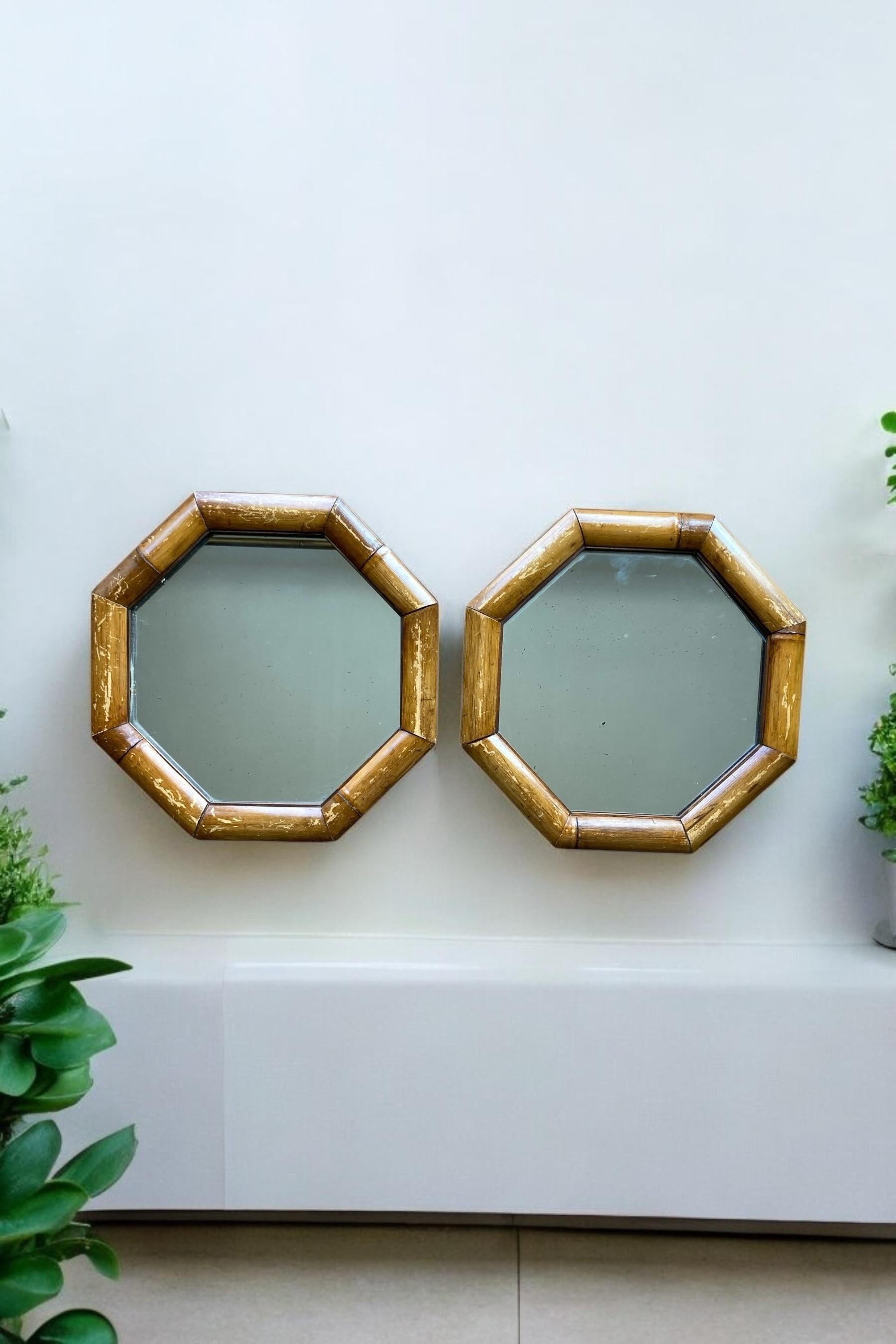 Paire de miroirs octogonaux italiens encadrés de bambou du milieu du siècle dernier en vente 2