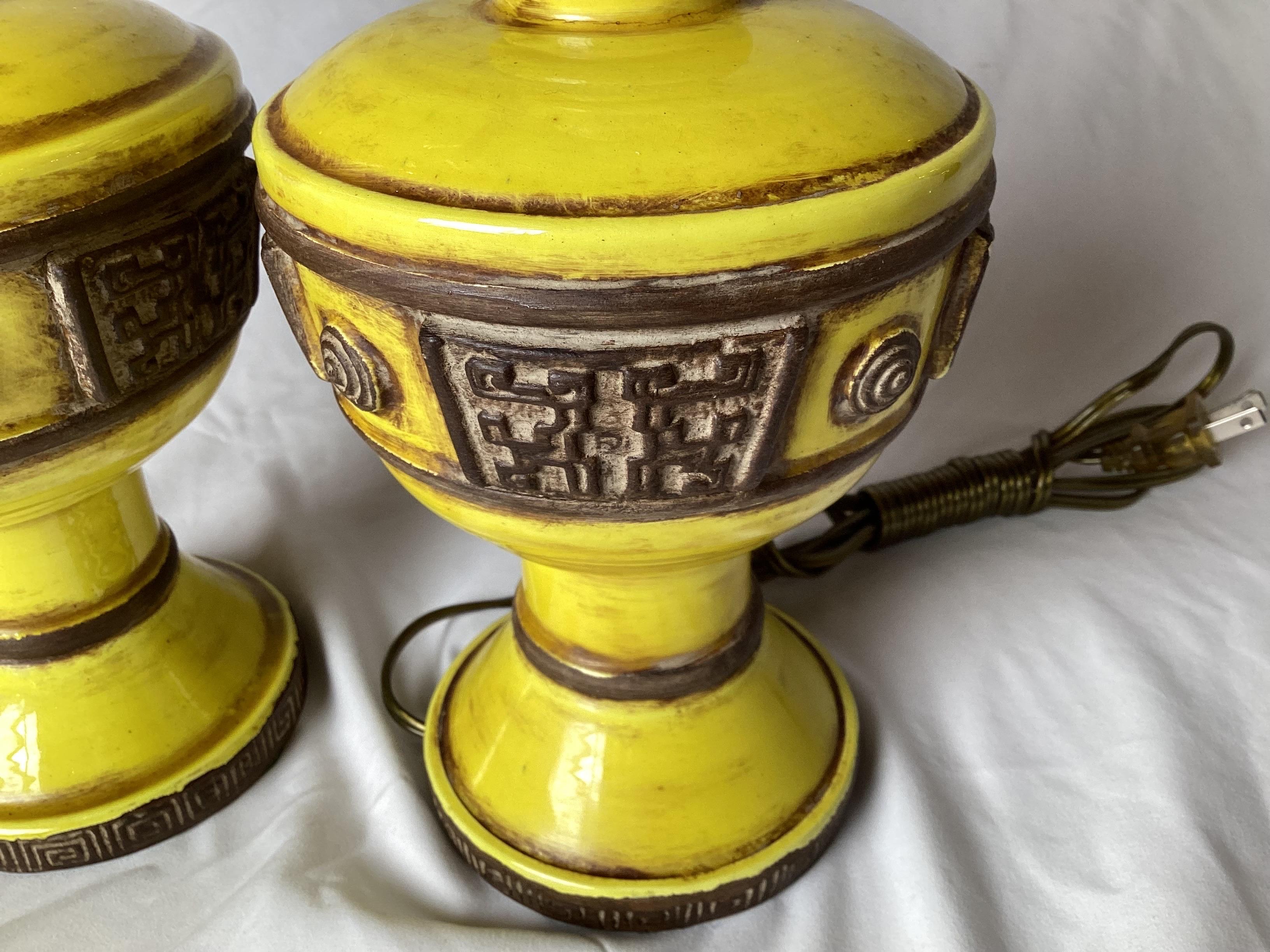 Mid-Century Modern Pair of Italian Midcentury Yellow Pottery Lamps by Zaccagnini