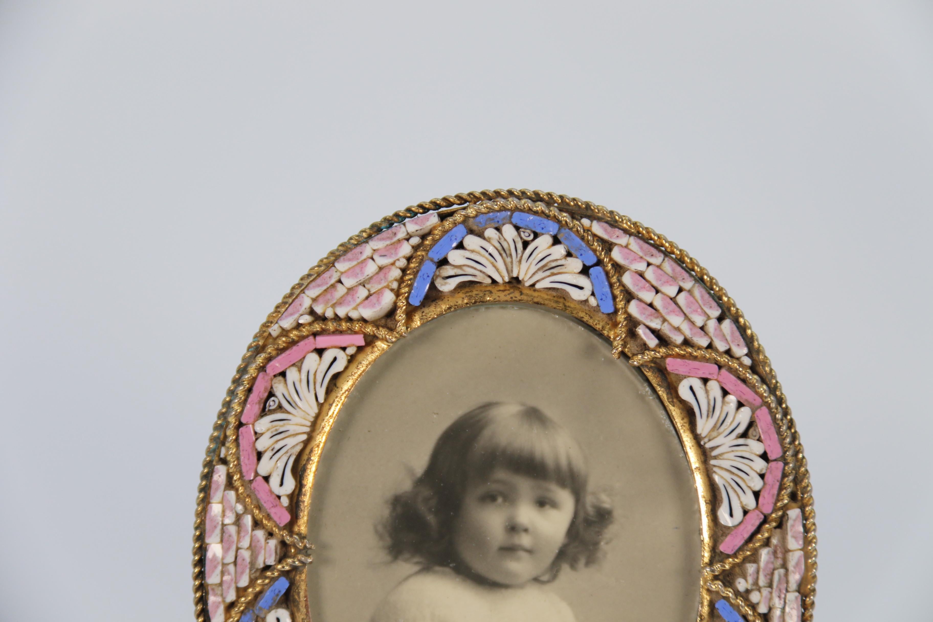 Un par de marcos de fotos italianos en miniatura de micromosaico hacia 1920 Metal en venta