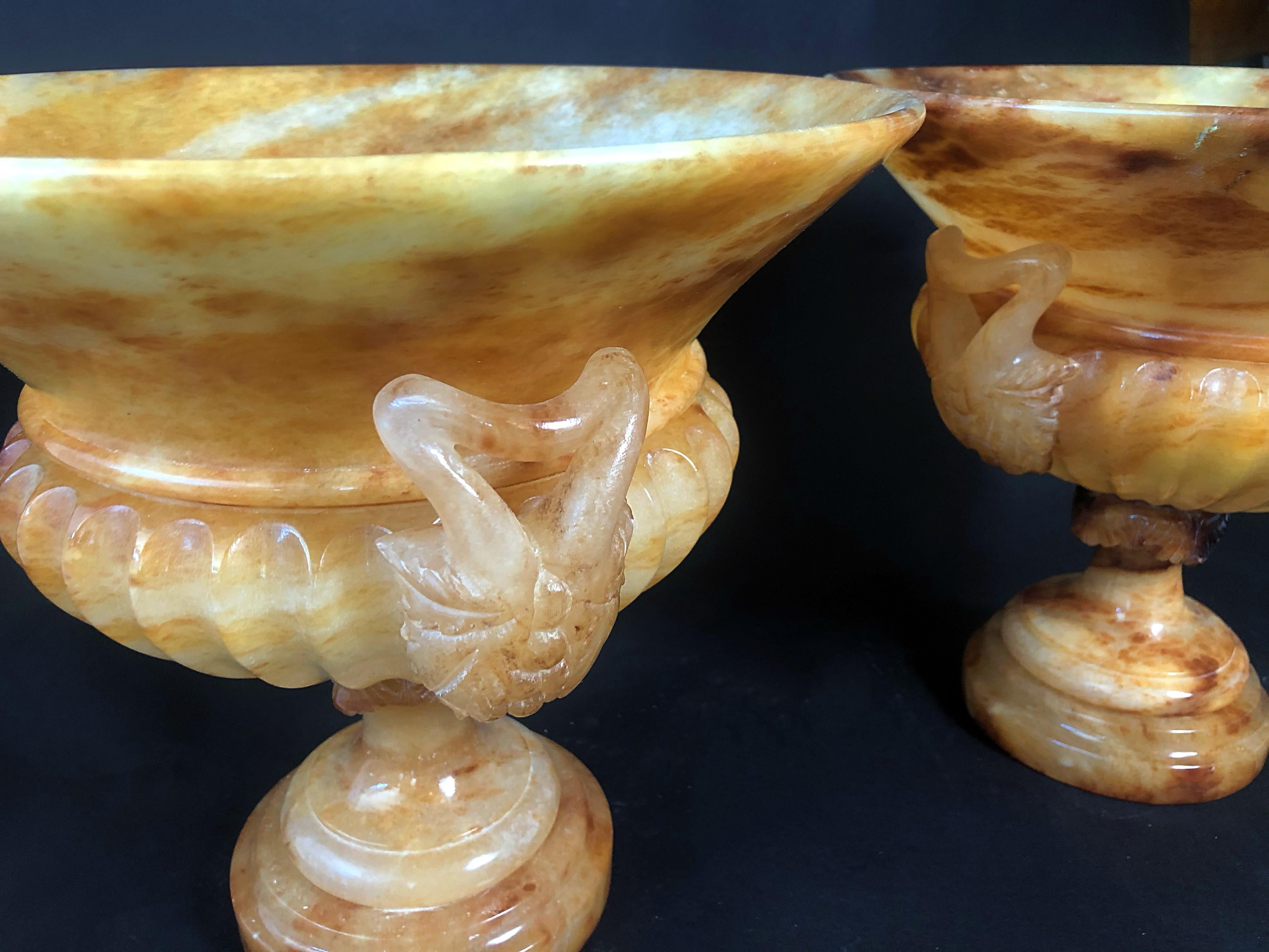 Neoclassical Pair of Italian Neoclassic Onyx Urns, 19th Century For Sale