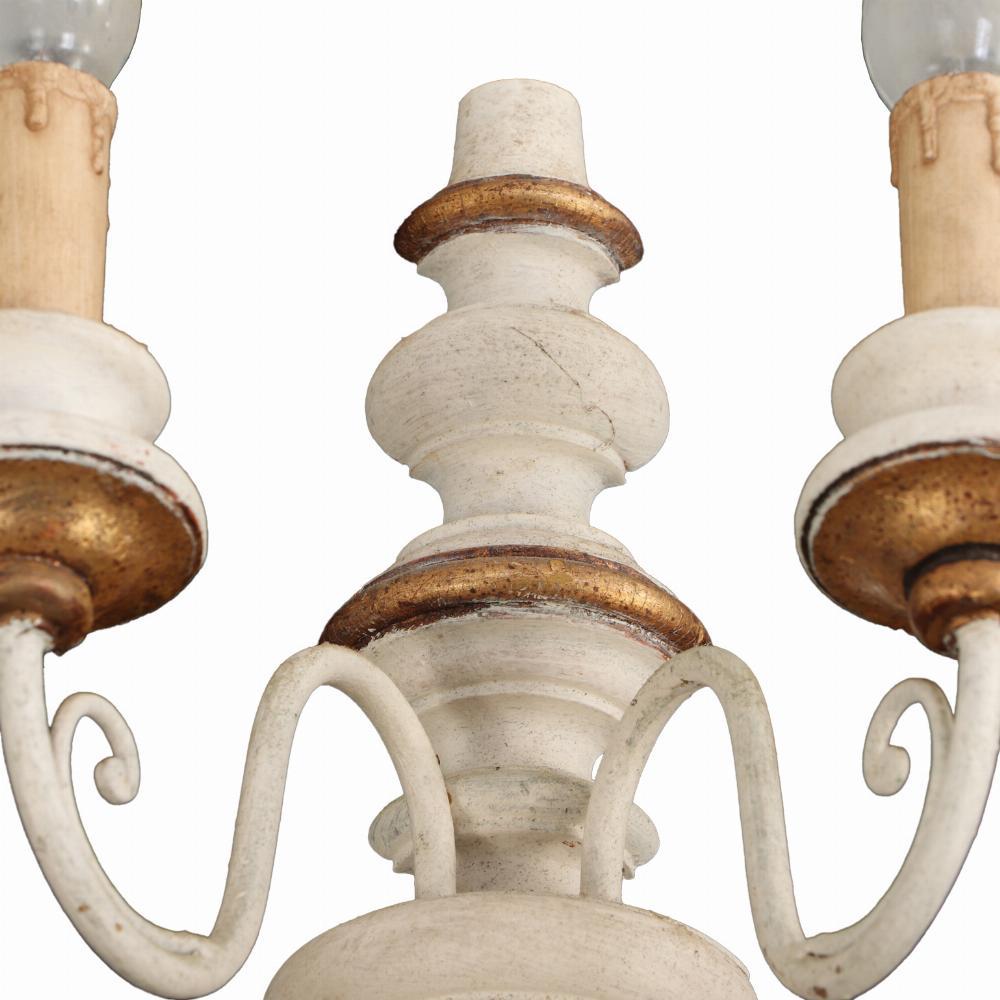 Pareja de apliques italianos de madera pintada, c. 1950. Italiano en venta