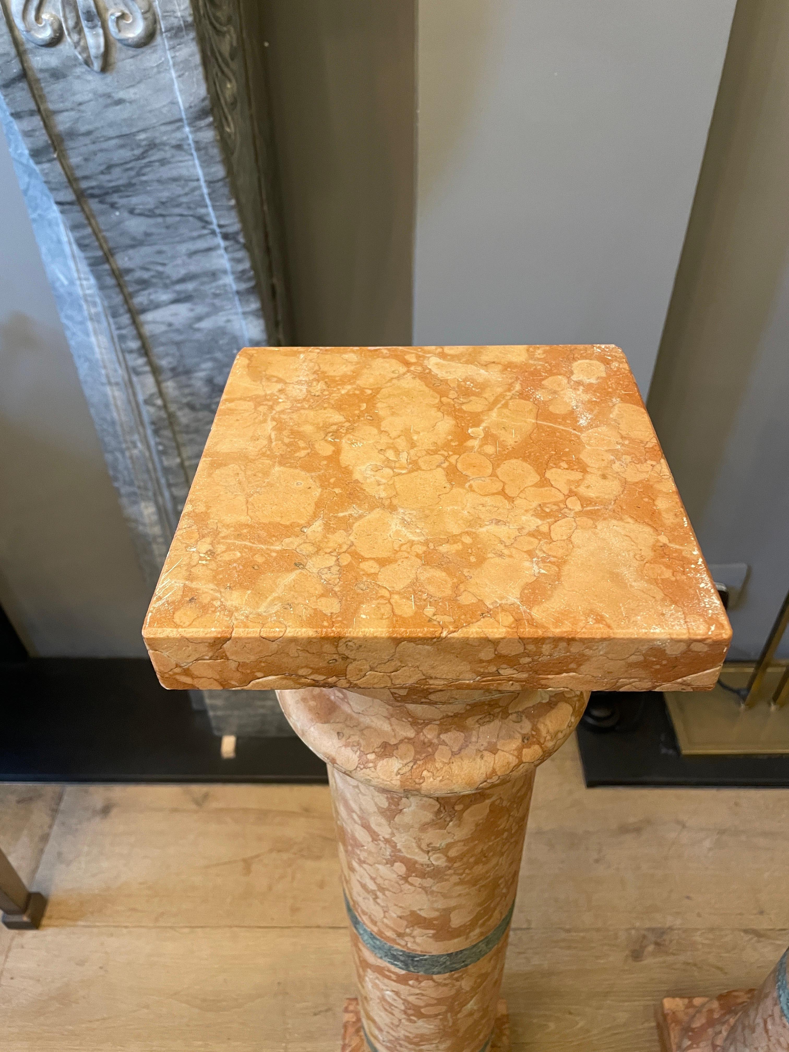 Pair of Italian Pedestals in Rossa Verona Marble In Good Condition For Sale In London, GB