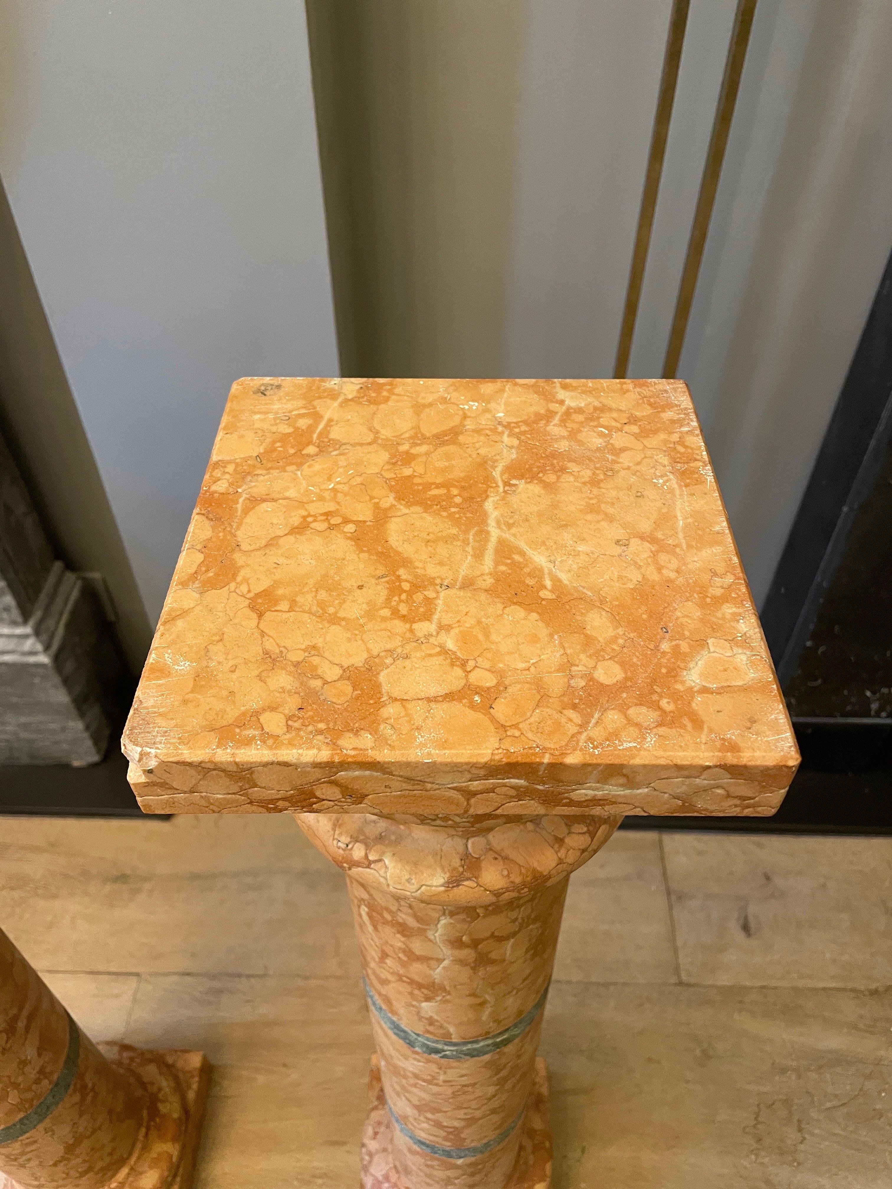Early 20th Century Pair of Italian Pedestals in Rossa Verona Marble For Sale