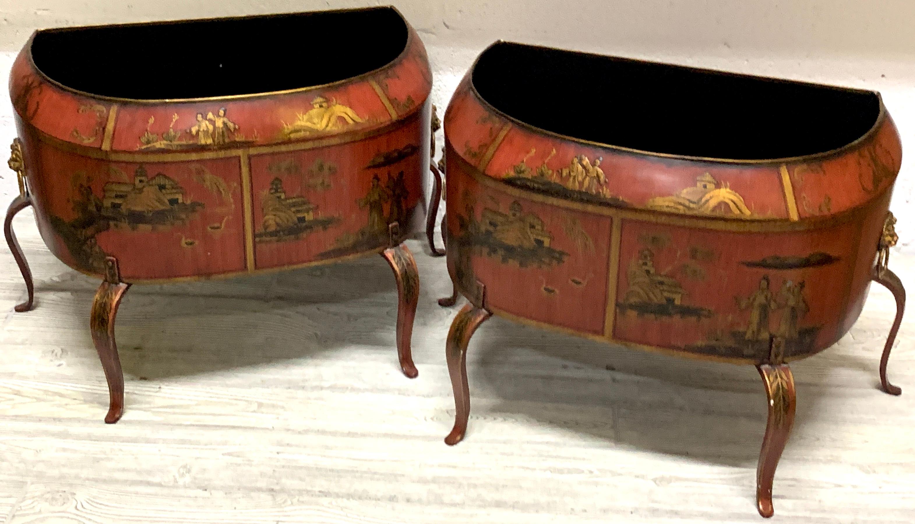 Pair of Italian Red Tole Chinoiserie Gilt Decorated Floor Planters For Sale 7