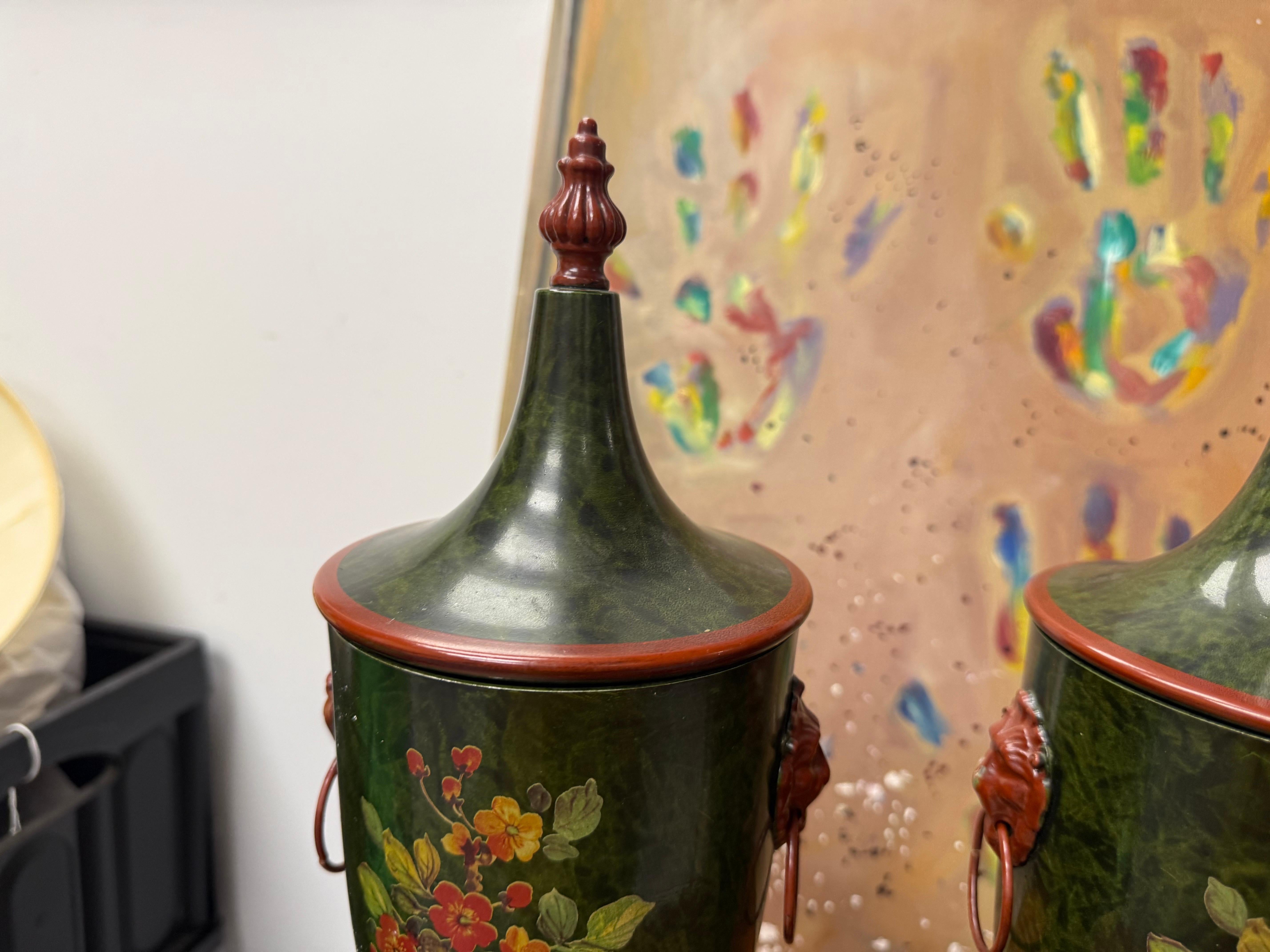 A Pair of Italian Regency Tole-Peinte Chestnut Urns In Good Condition For Sale In Charleston, SC