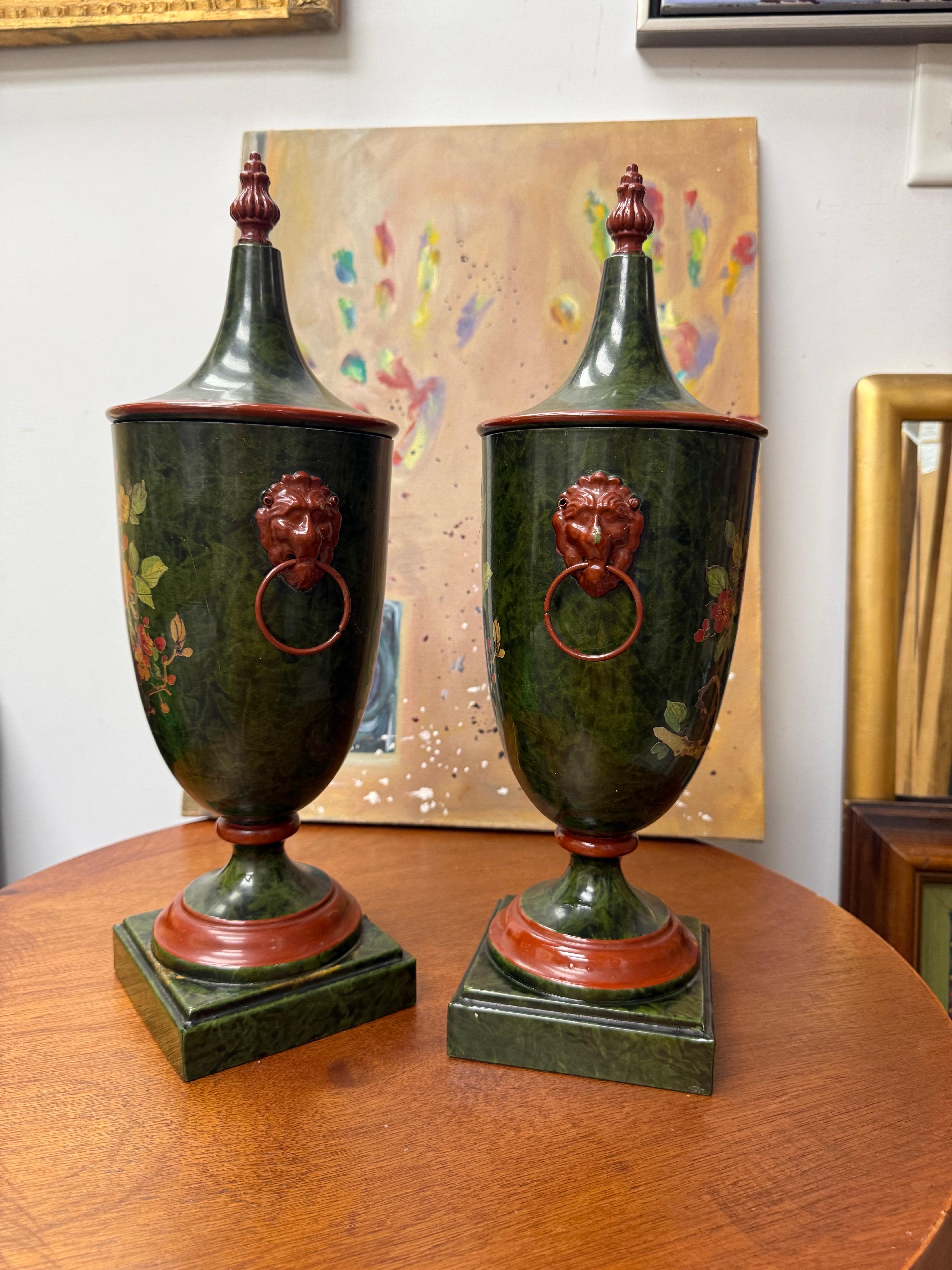 A Pair of Italian Regency Tole-Peinte Chestnut Urns For Sale 3
