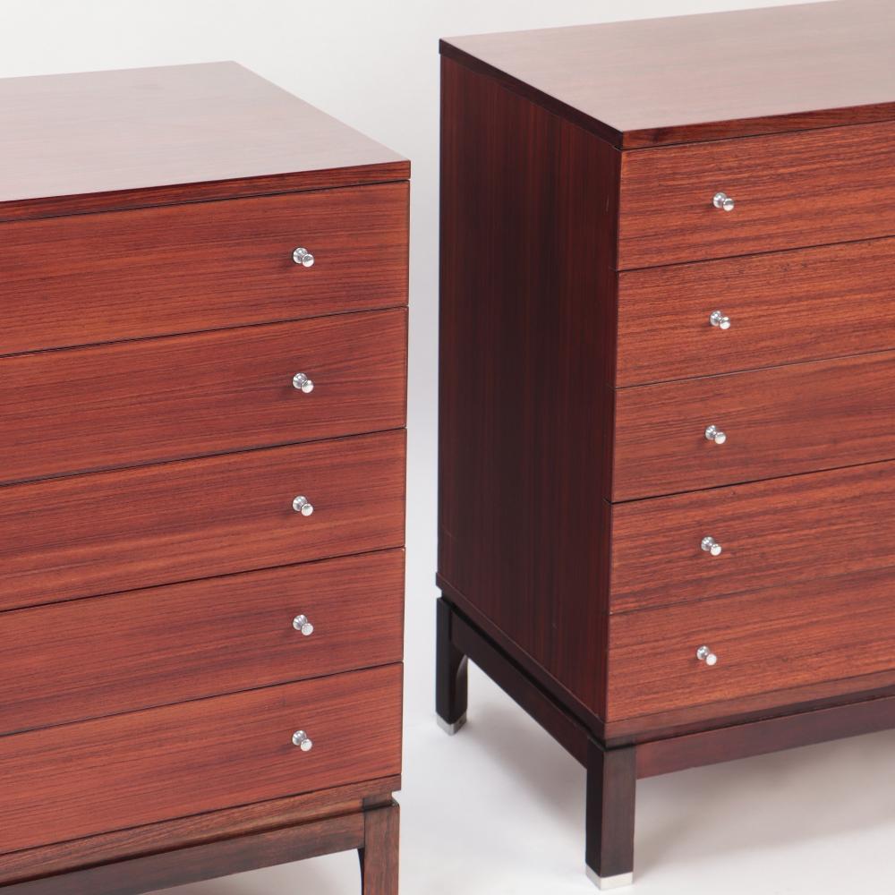 Mid-Century Modern A Pair of  Italian rosewood chests of drawers by Ico Parisi for Mim. For Sale