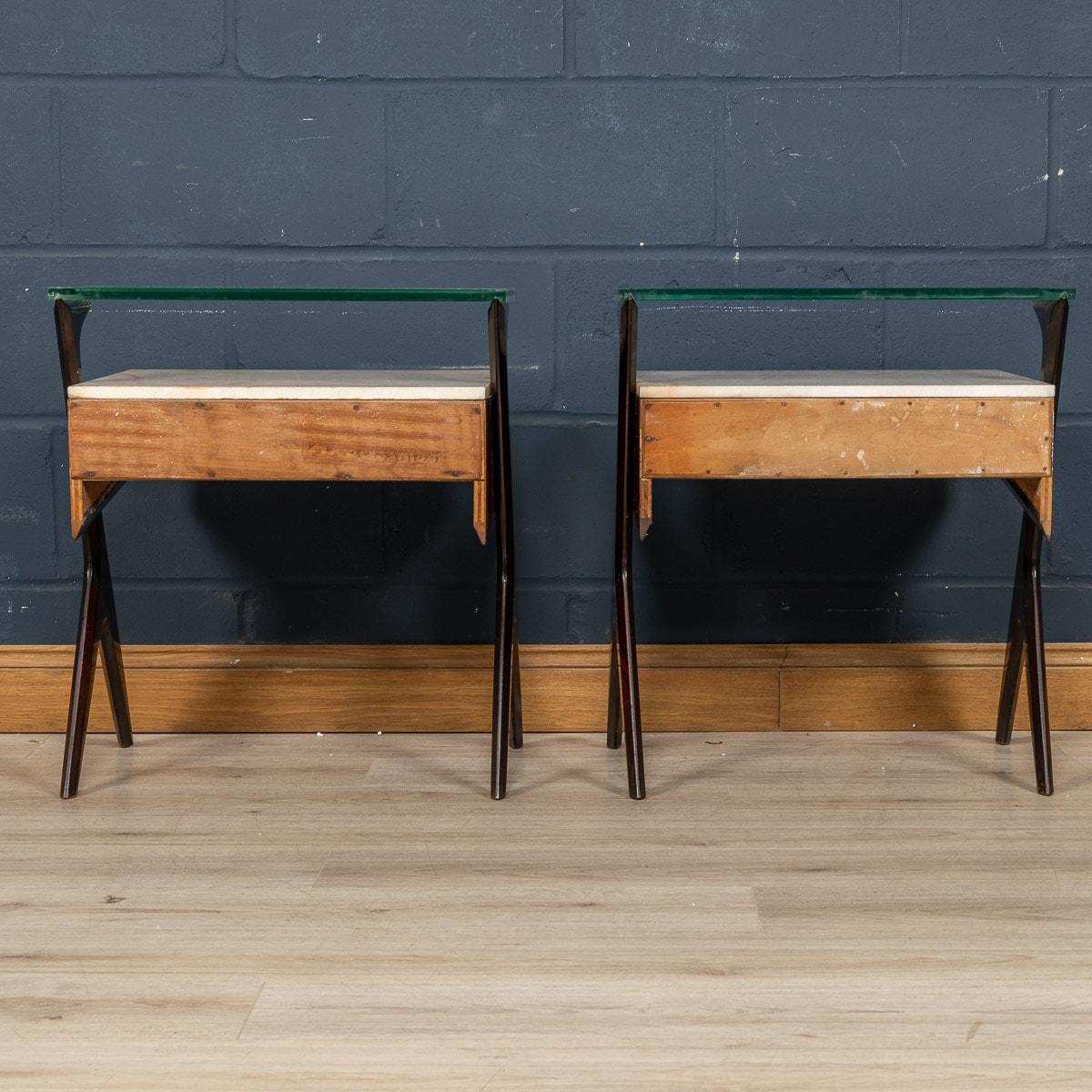 A Pair Of Italian Rosewood Side Tables By Vittorio Dassi, c.1950 For Sale 1