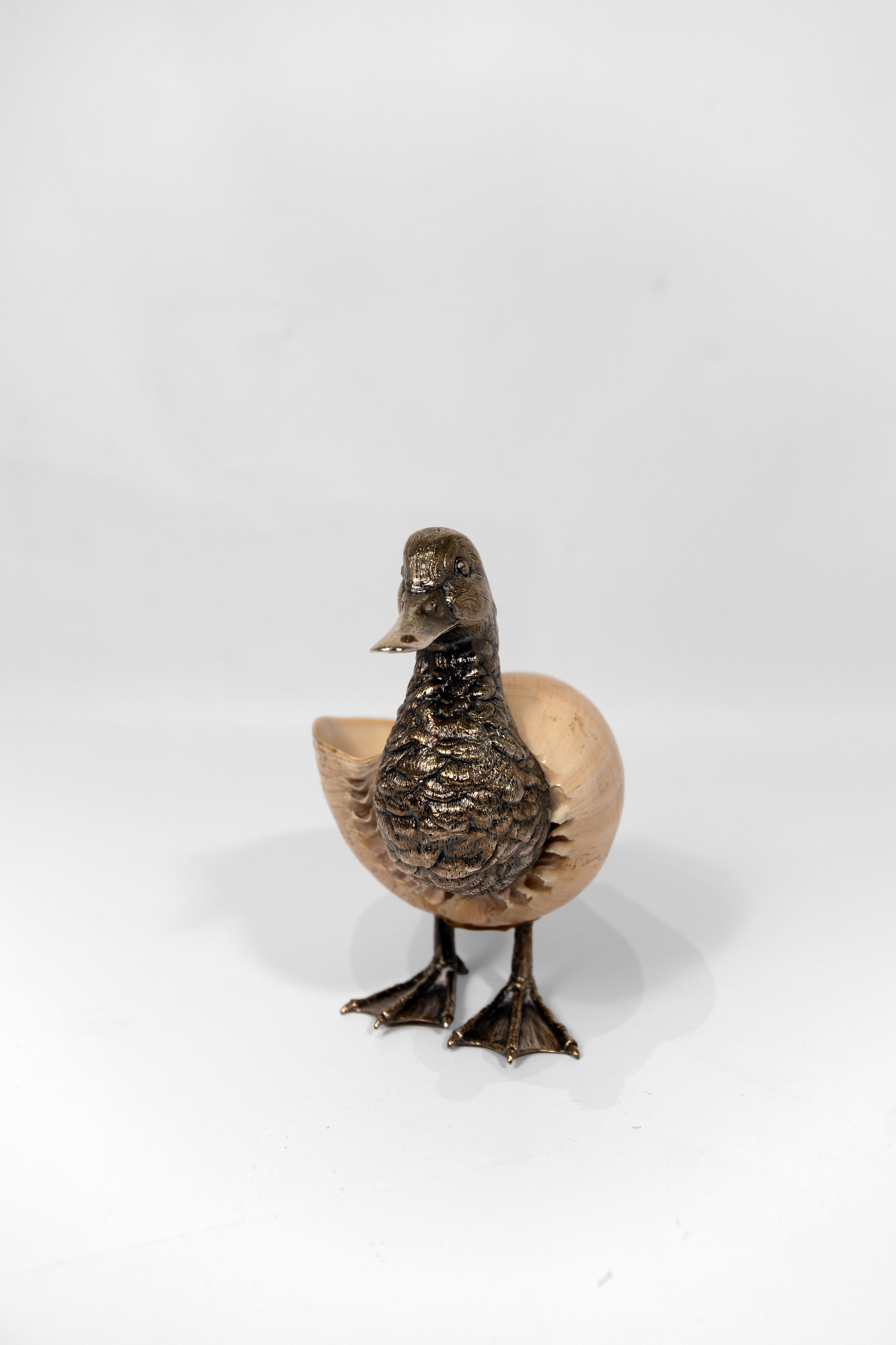 Ein Paar italienische silberne Enten auf Muscheln montiert (Italienisch) im Angebot