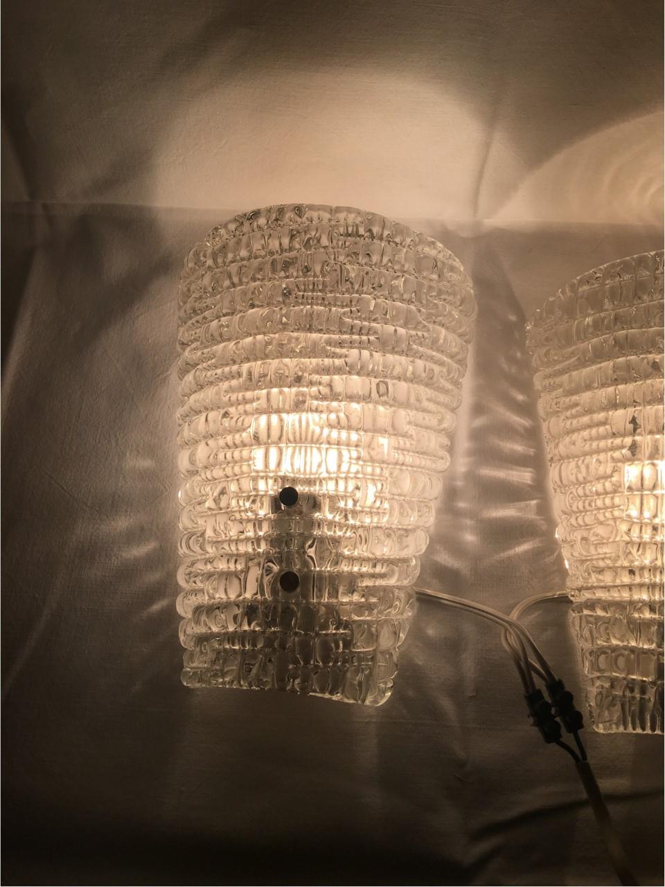 Pair of Italian Structured Ice Glass Sconces, 1960s 1