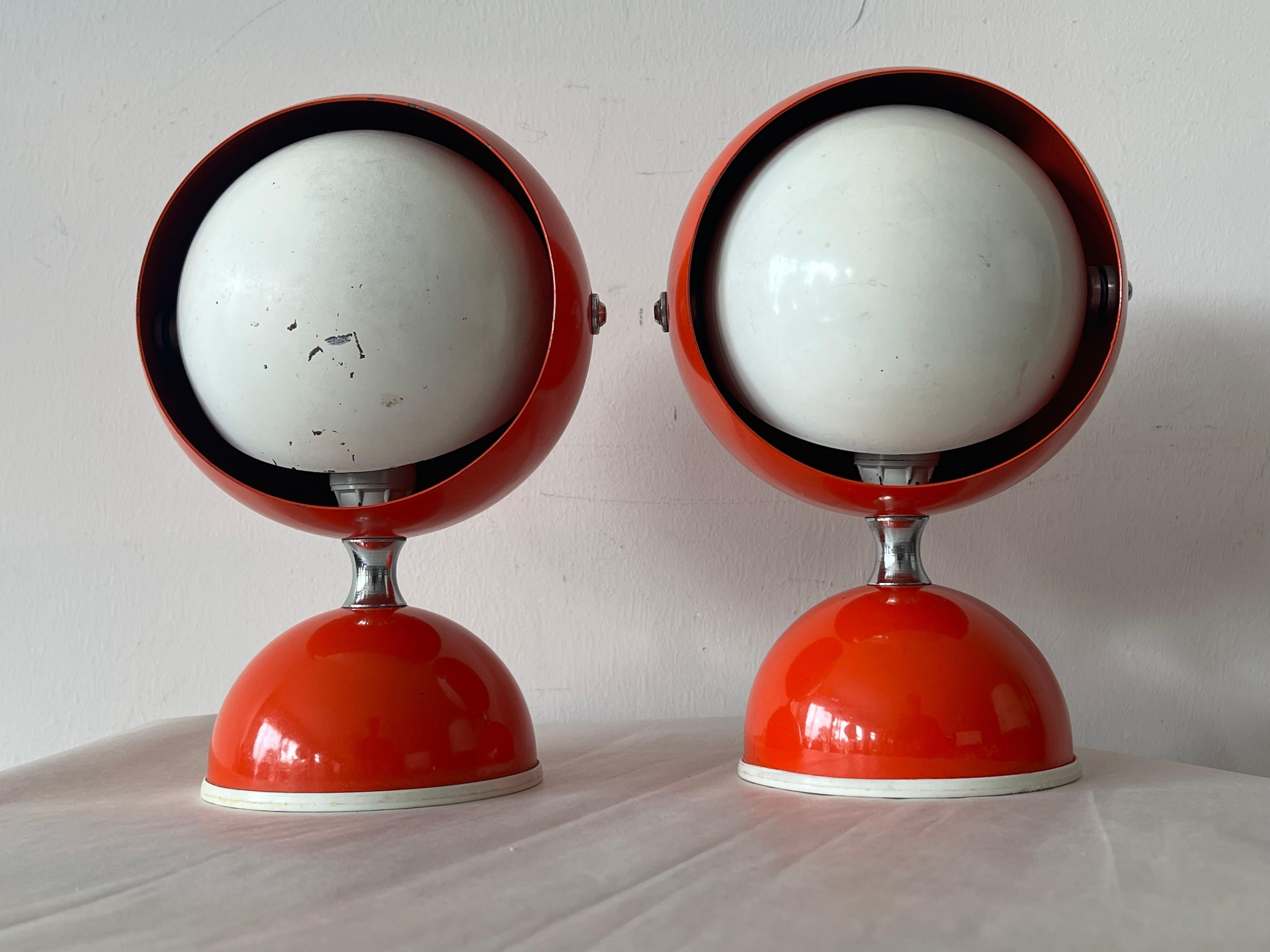 A Pair Of Italian Table Lamps With Adjustable Shades Orange 1960's Space Age For Sale 10