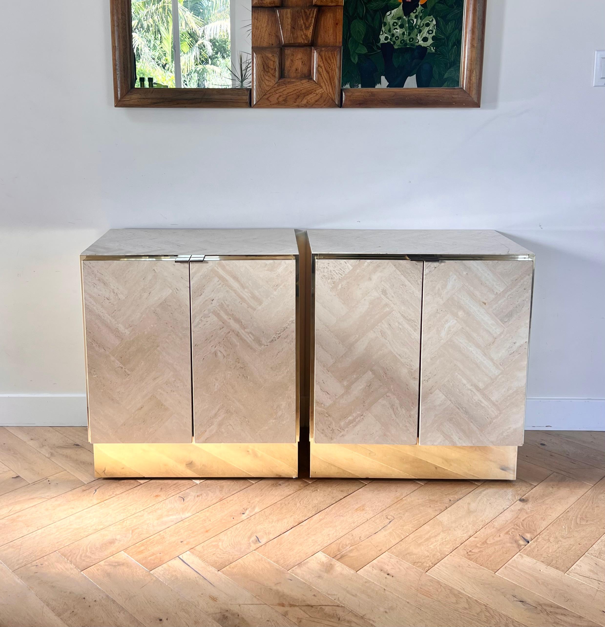 A pair of Italian travertine nightstands with brass accents by Ello, circa 1970 9