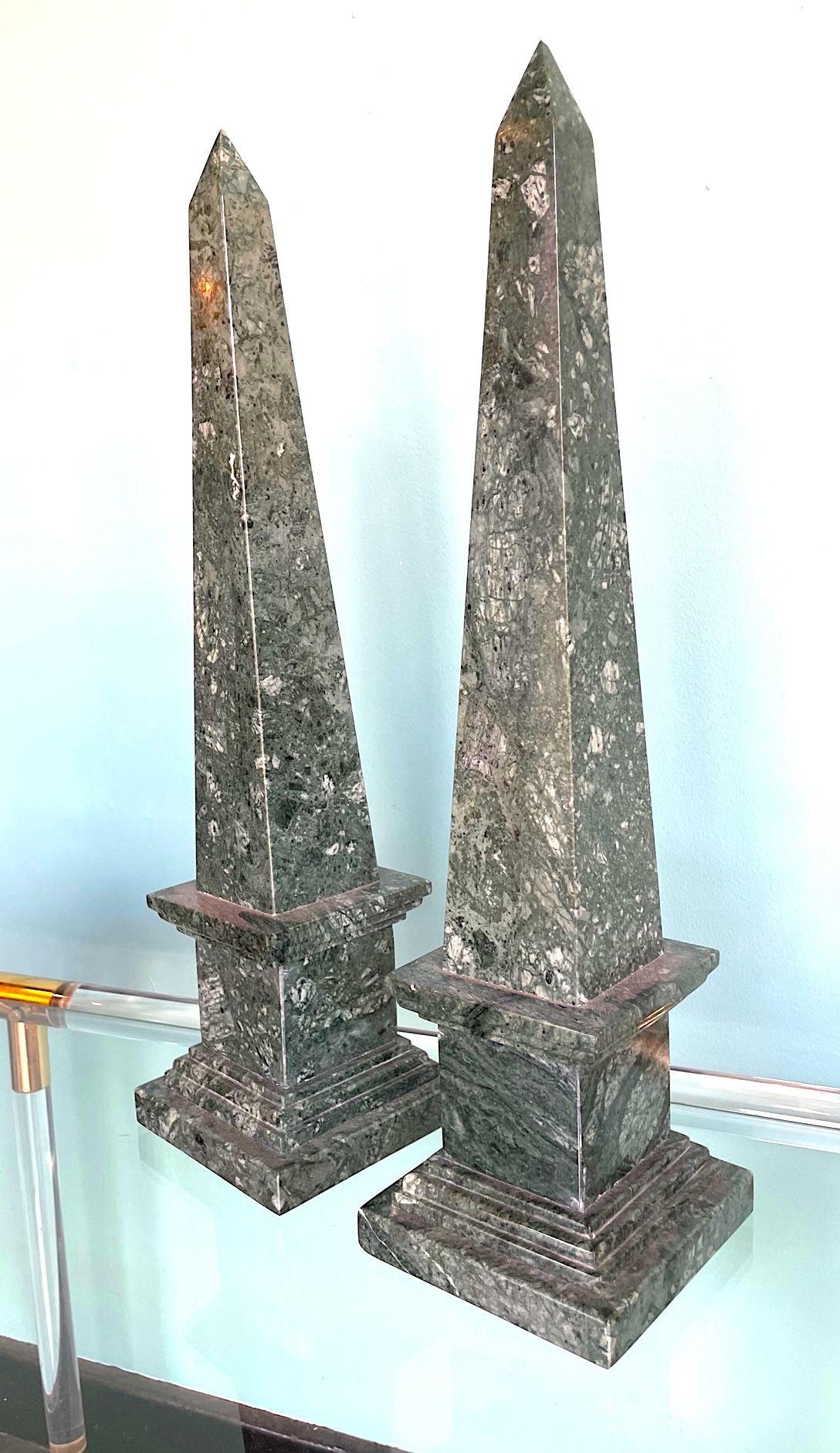 A pair of Italian Verde Indio green marble obelisks For Sale 5