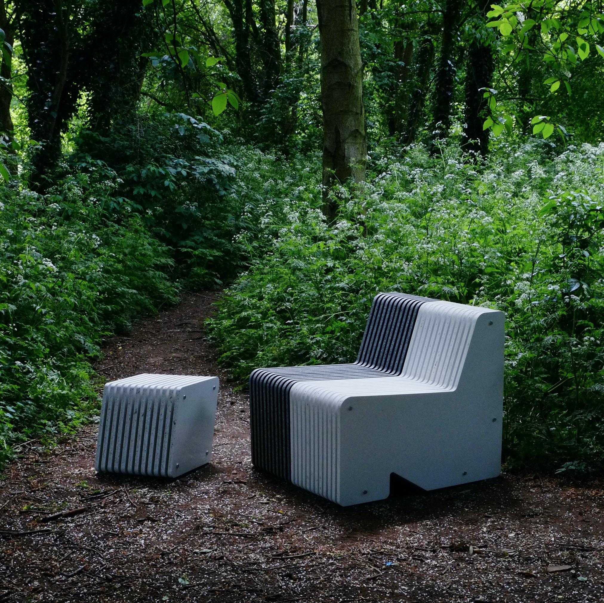 Ein Paar Jää Sessel - Nachhaltige Recycelte Indoor / Outdoor Suite im Angebot 5
