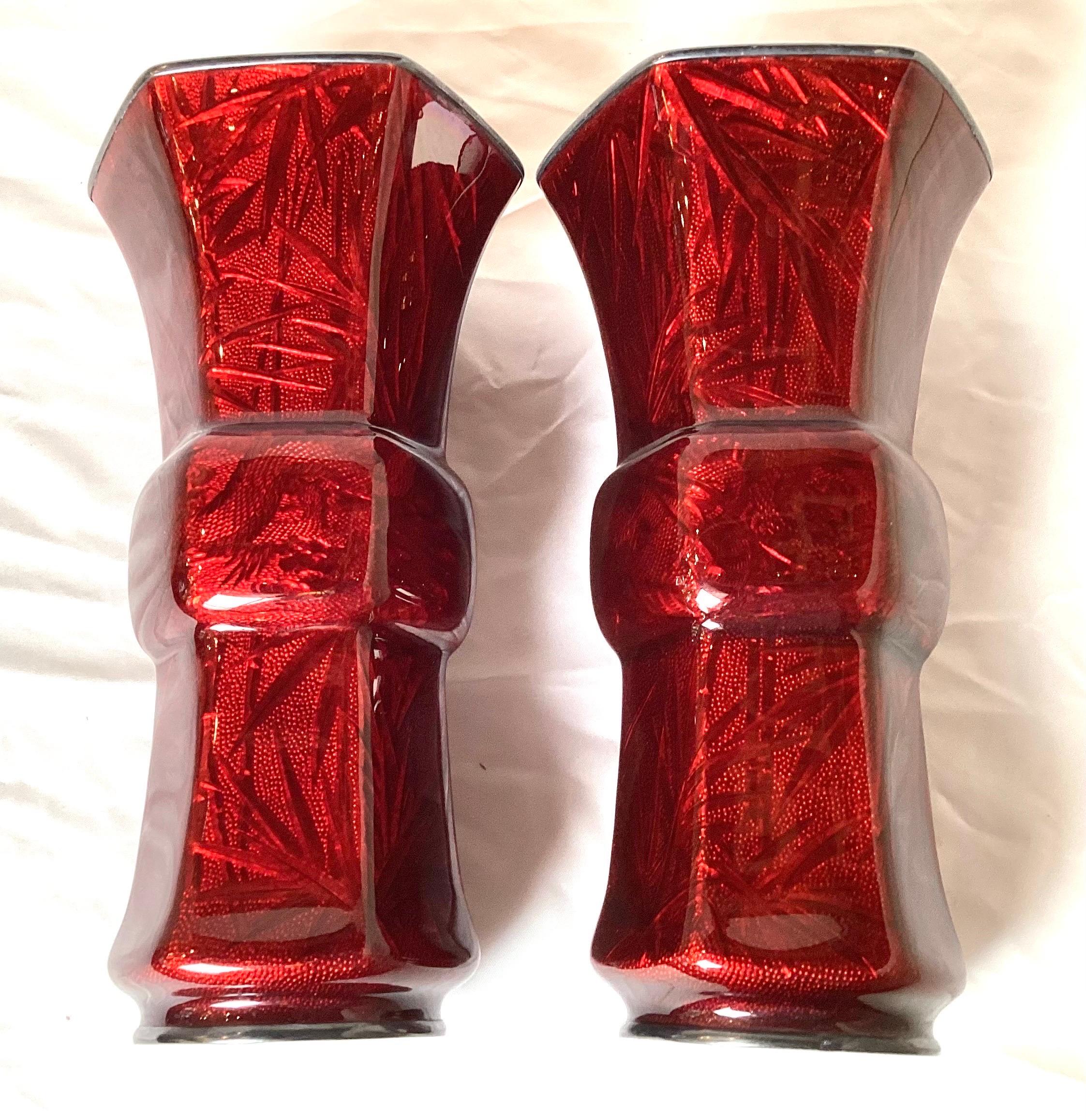 Pair of Japanese Ando Ginbari Pidgeon Blood Beaker Vases 1