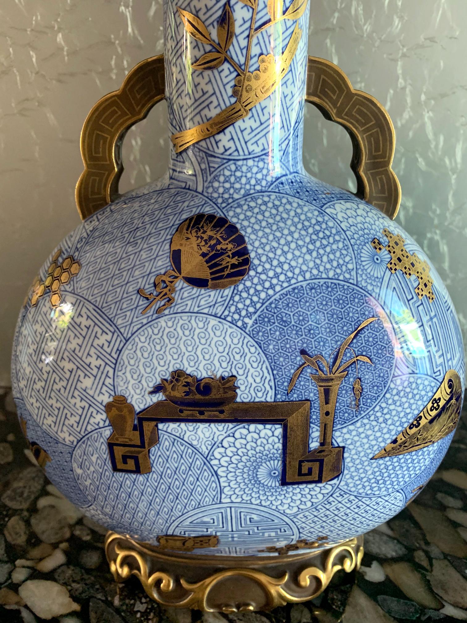 Pair of Japonisme Porcelain Moon Flask Vases Royal Worcester 3
