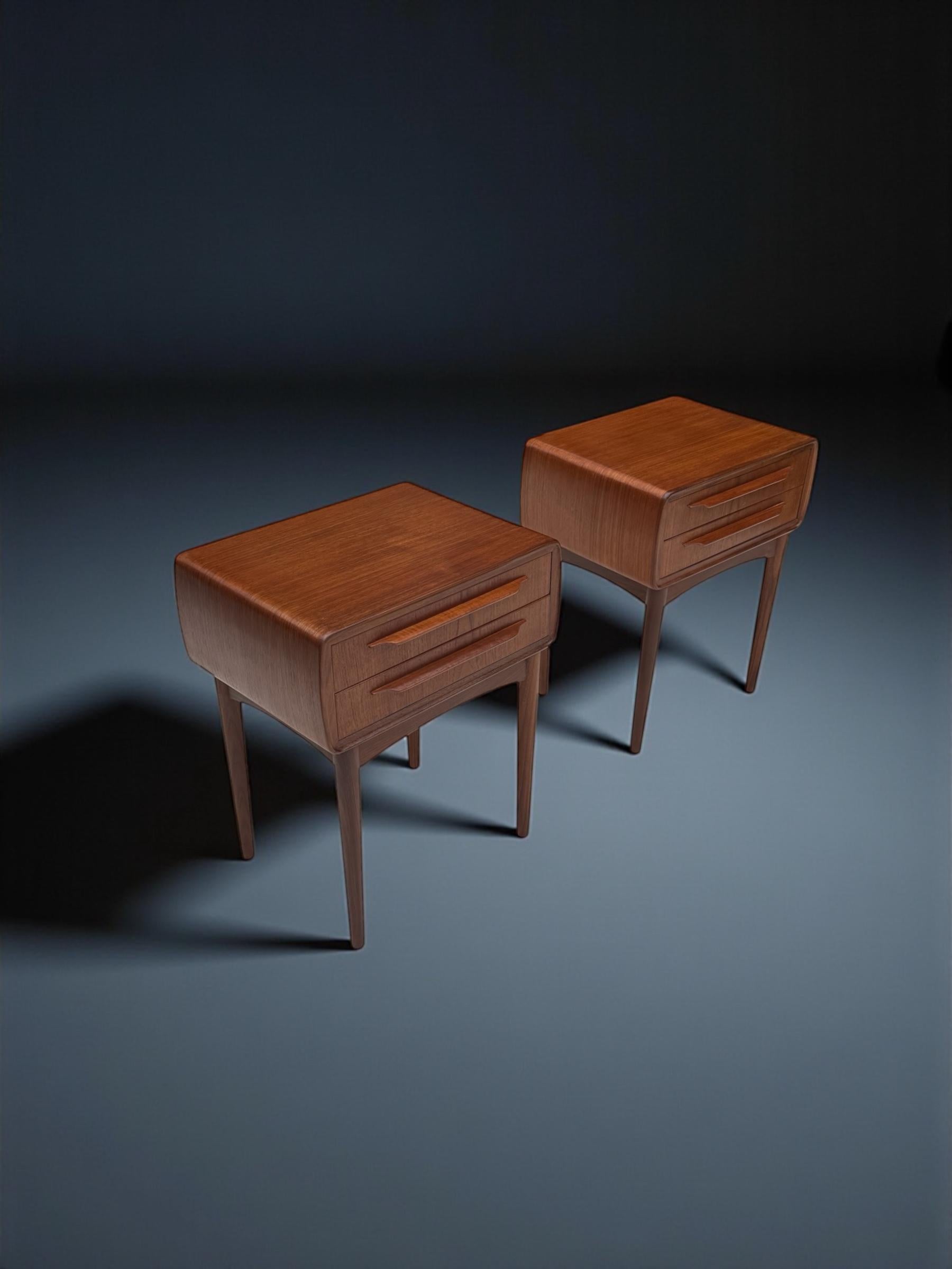 A Pair of Johannes Andersen Nights Stands in Teak, Denmark 1960's For Sale 2