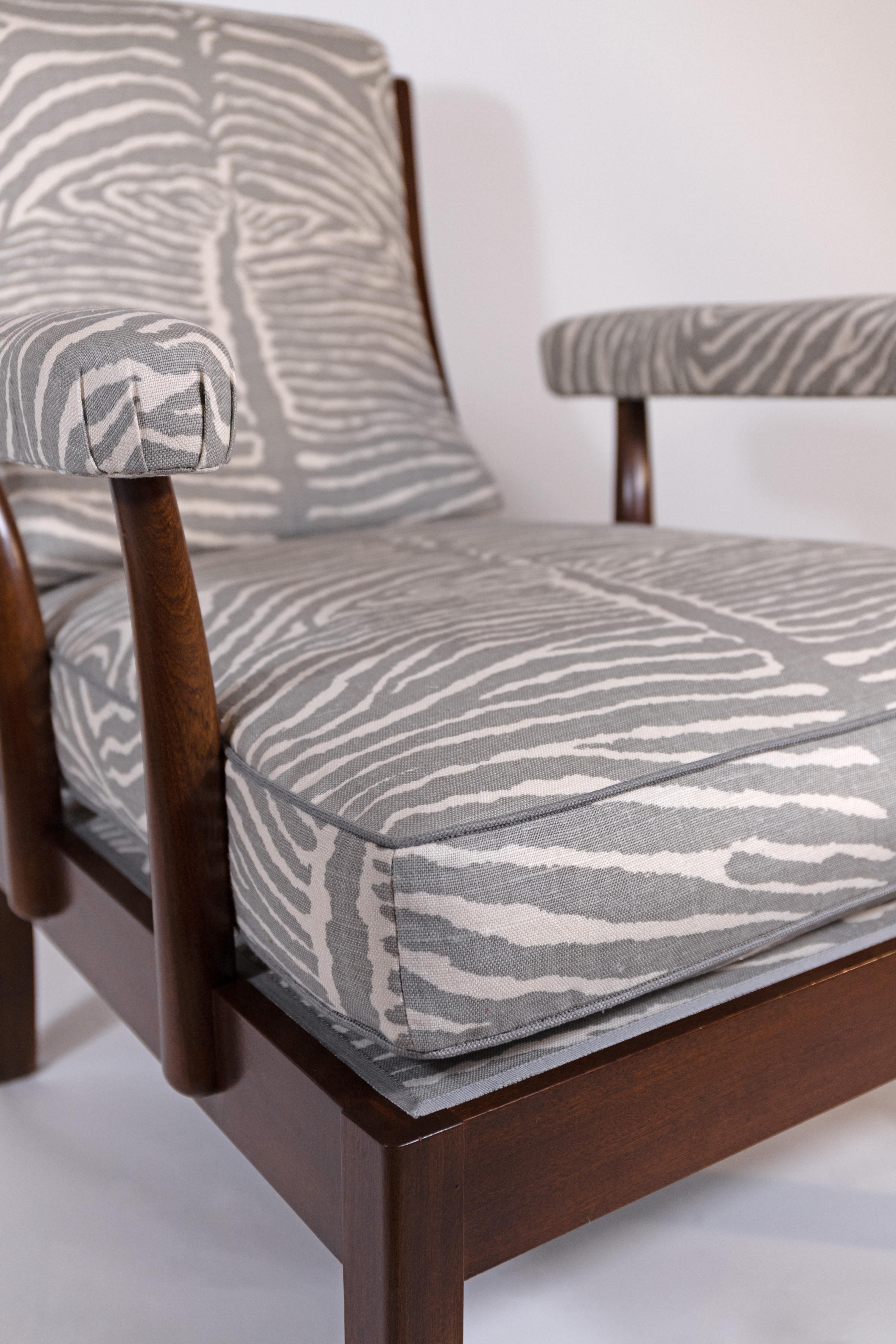 Acajou Paire de chaises Josef Frank modèle 354 en vente