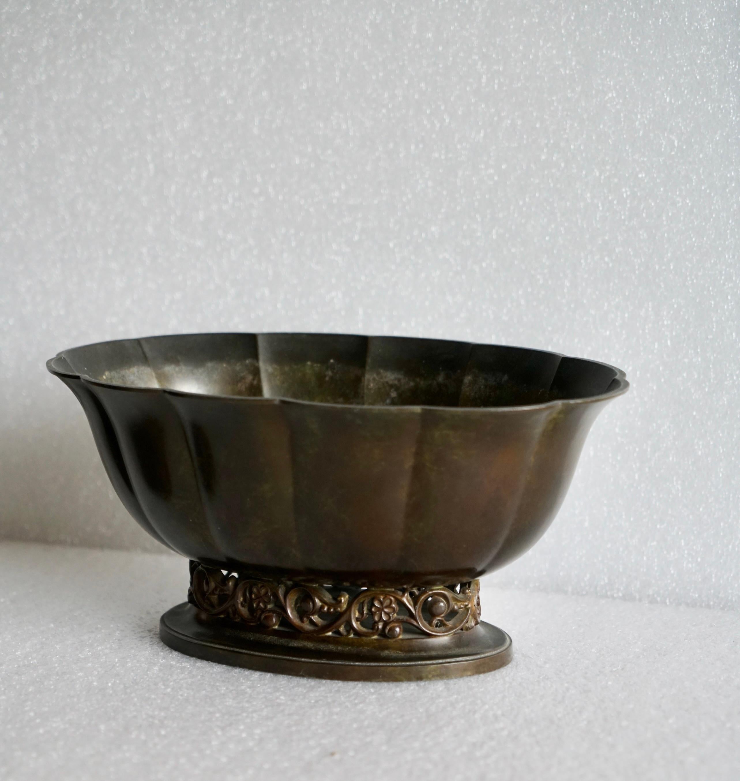 A pair of Just Andersen planters model 164 In condizioni buone in vendita a Long Island City, NY