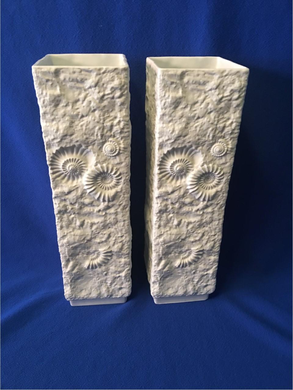  A pair of Kaiser Large White Fossil Rock Matte Porcelain from Germany For Sale 3