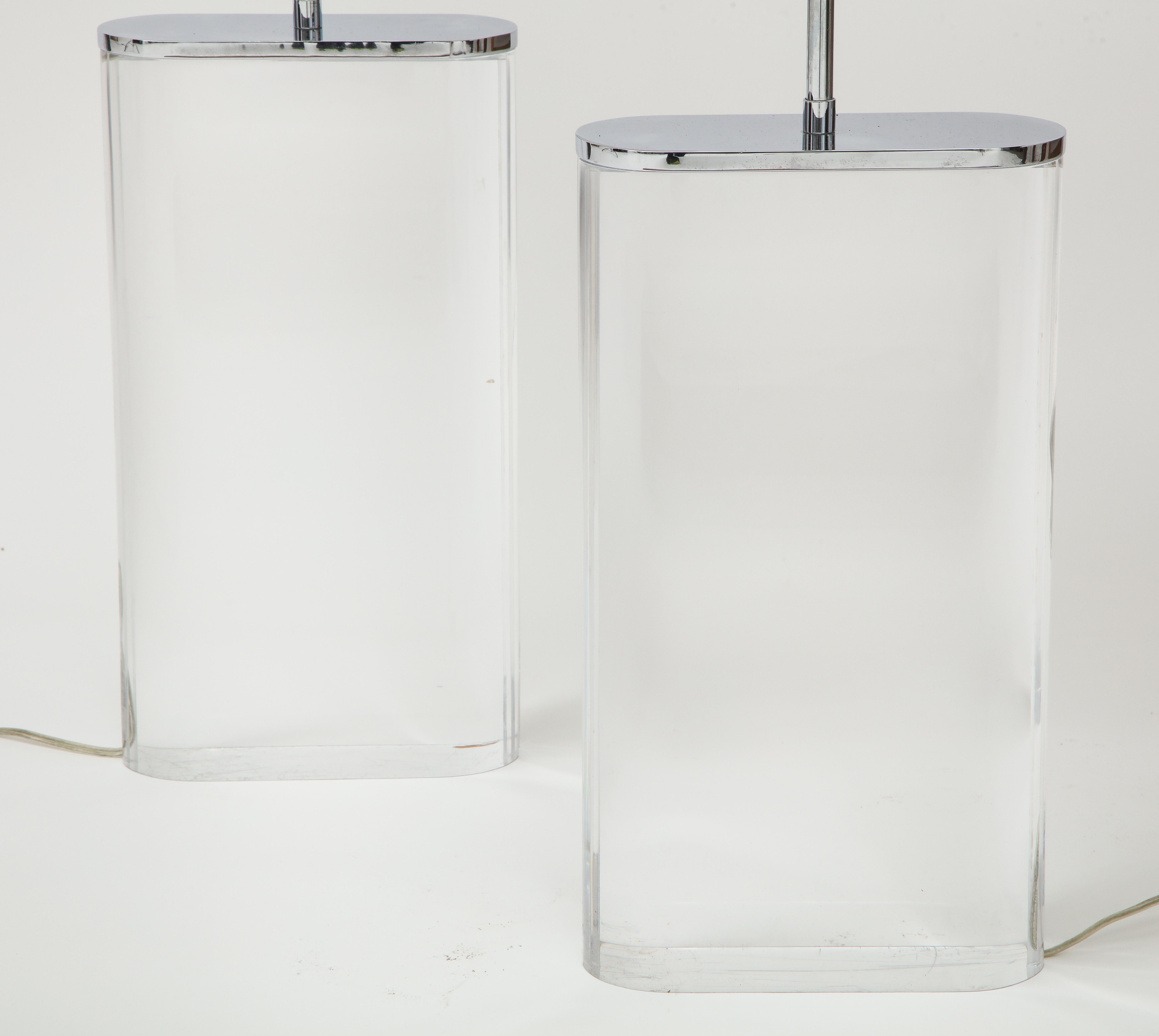 Pair of Karl Springer Large Lucite Table Lamps, circa 1982-1984 3