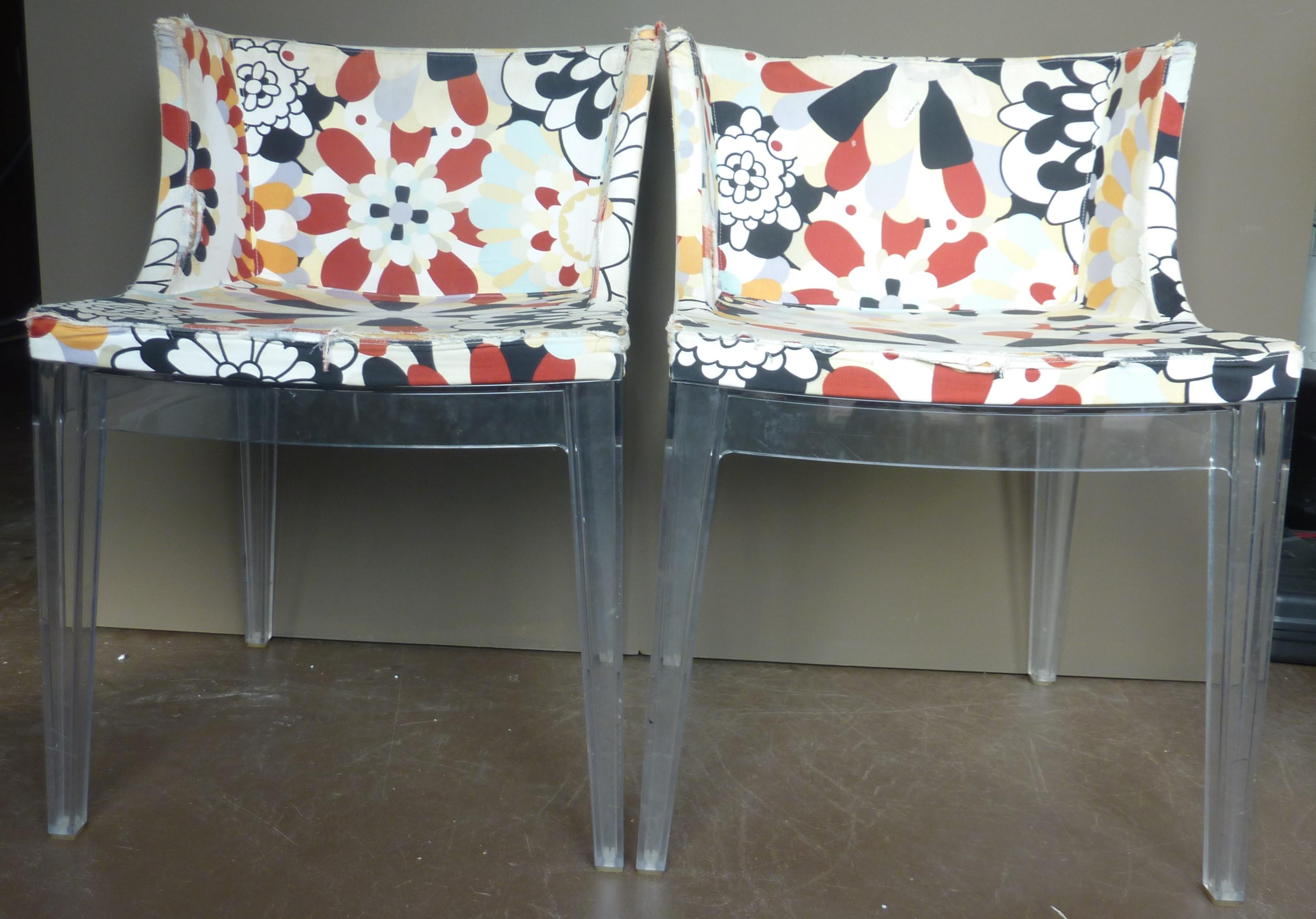A Pair of Kartell Mademoissele ''À La Mode'' Missoni Chairs by Philippe Starck In Good Condition For Sale In Groningen, NL