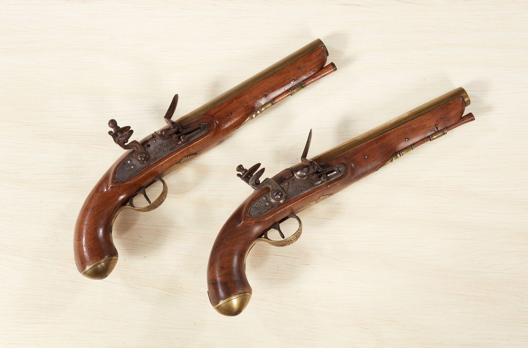 A Pair of Ketland and Co. Flintlock Pistols en venta 1