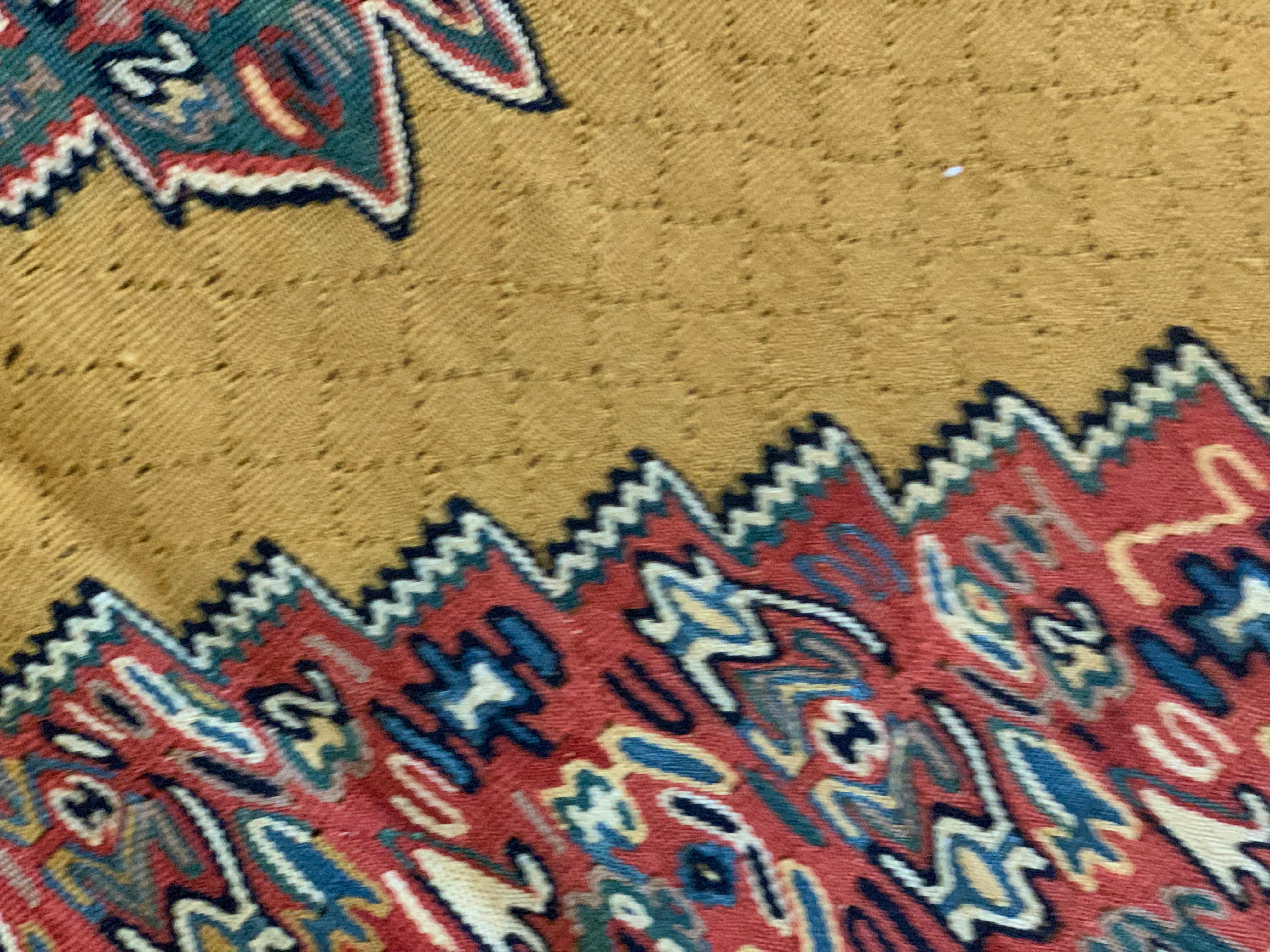 Paar Kelim-Teppiche Handgefertigter Teppich  Flachgewebte Teppiche aus Wolle und Seide (Stammeskunst) im Angebot