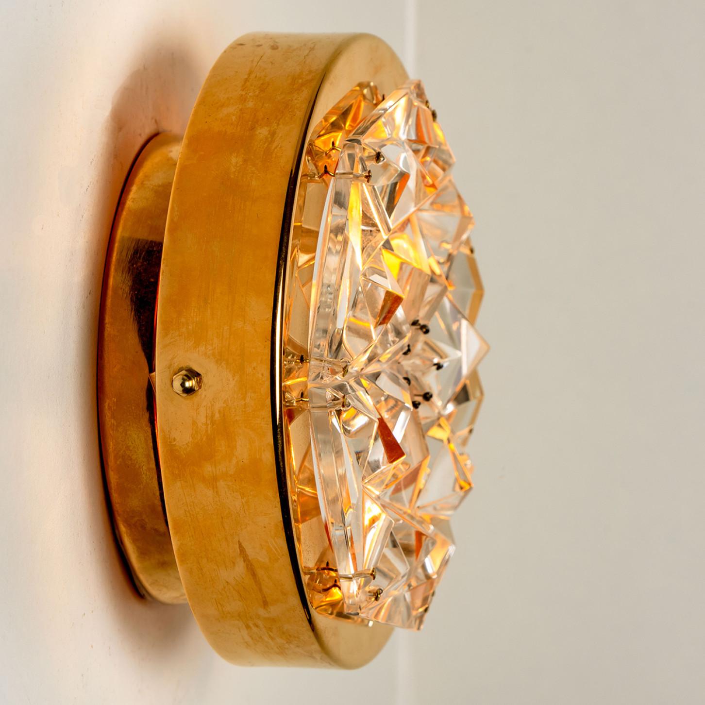 A Pair of Kinkeldey Gold-Plated Crystal Glass Wall light, Germany, 1970s For Sale 3