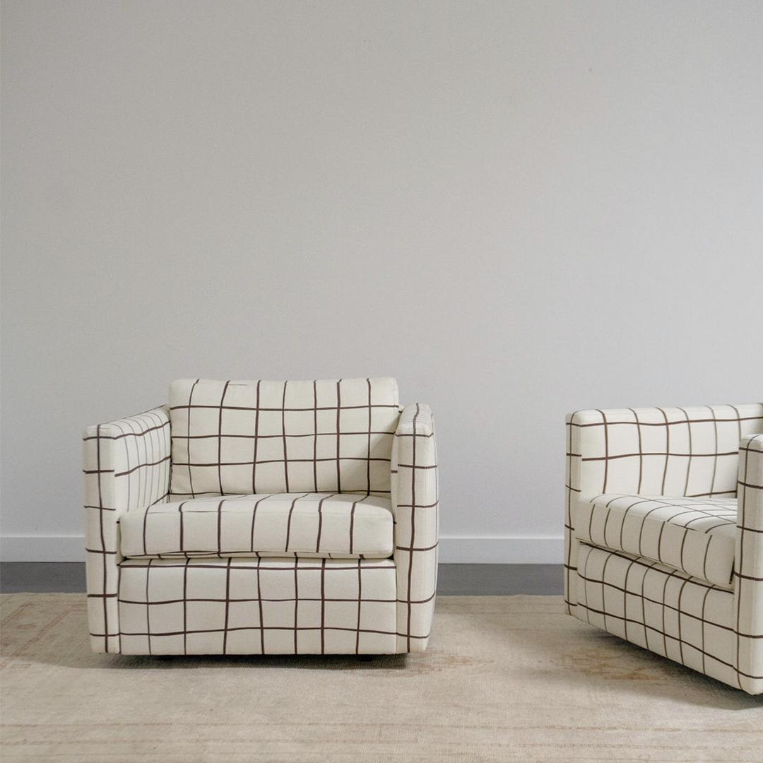 Pareja de sillones Knoll Pfister Club Estadounidense en venta