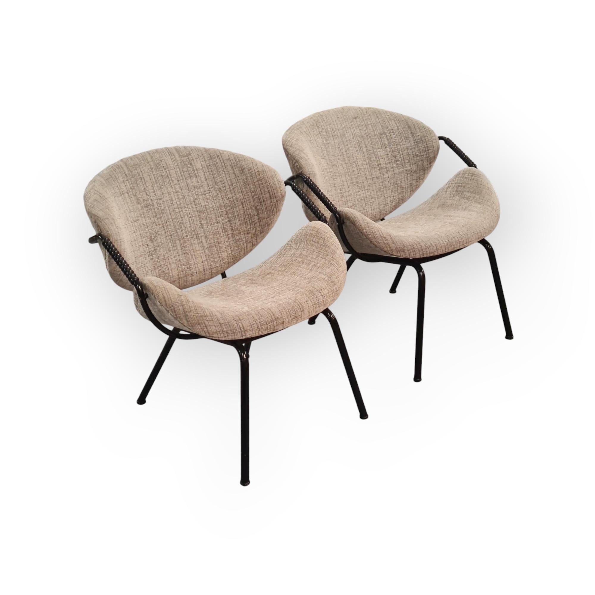 A beautiful pair of one the most iconic Merivaara and Finnish design chairs from the 1950s designed by Ola Kettunen. This chair, model no. TU 611, was called the Kulho chair, meaning bowl chair, for obvious reasons. The chair is light yet offers an