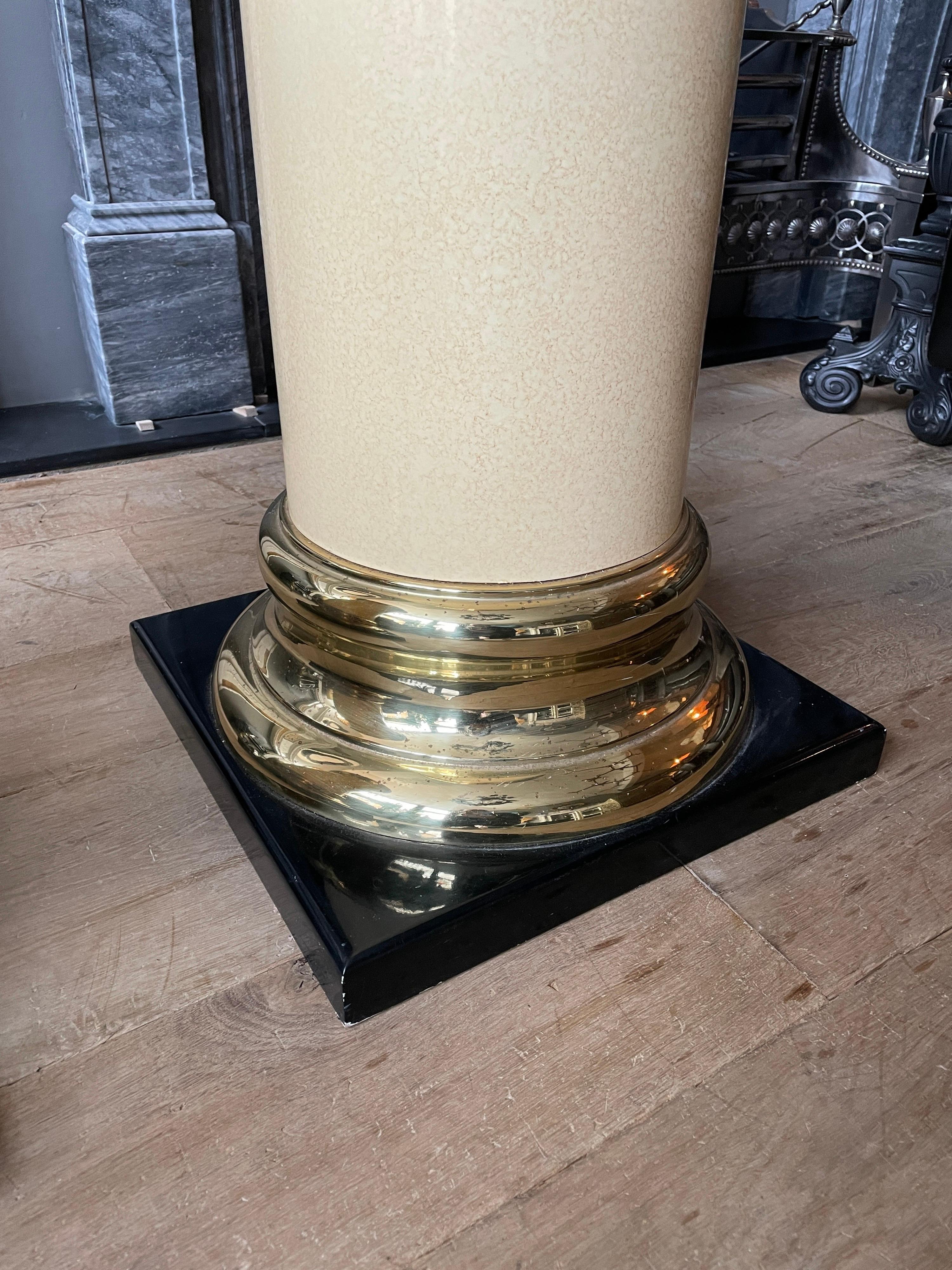 Pair of Lacquered and Brass Pedestals In Good Condition For Sale In London, GB