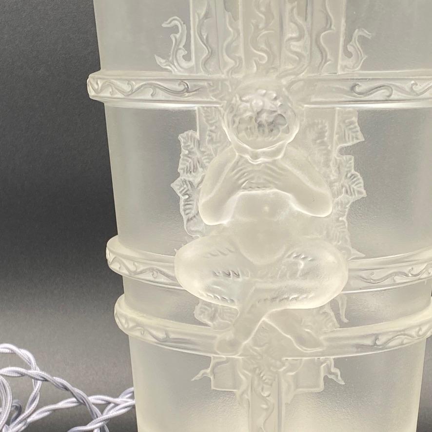 Neoclassical A pair of Lalique Faune Lamps in glass For Sale