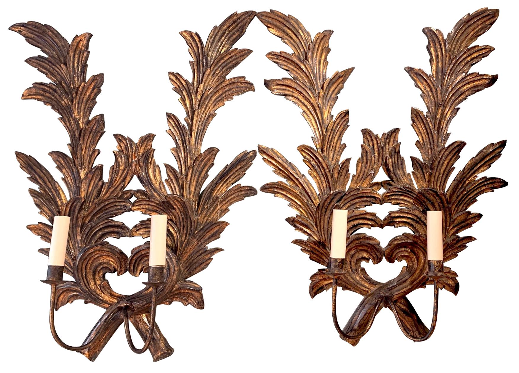 Mid-20th Century Pair of Large 1940s Italian Carved Giltwood Leaf Sconces with Two Fittings